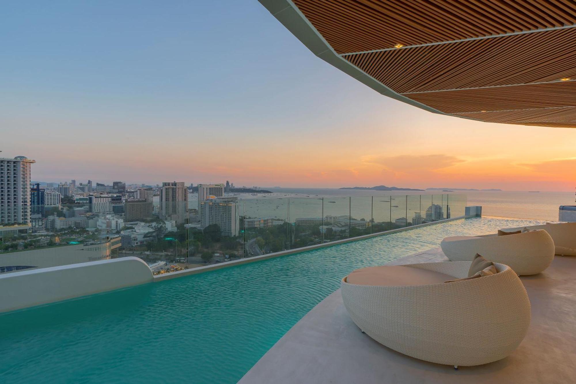 Hotel Akara 5*