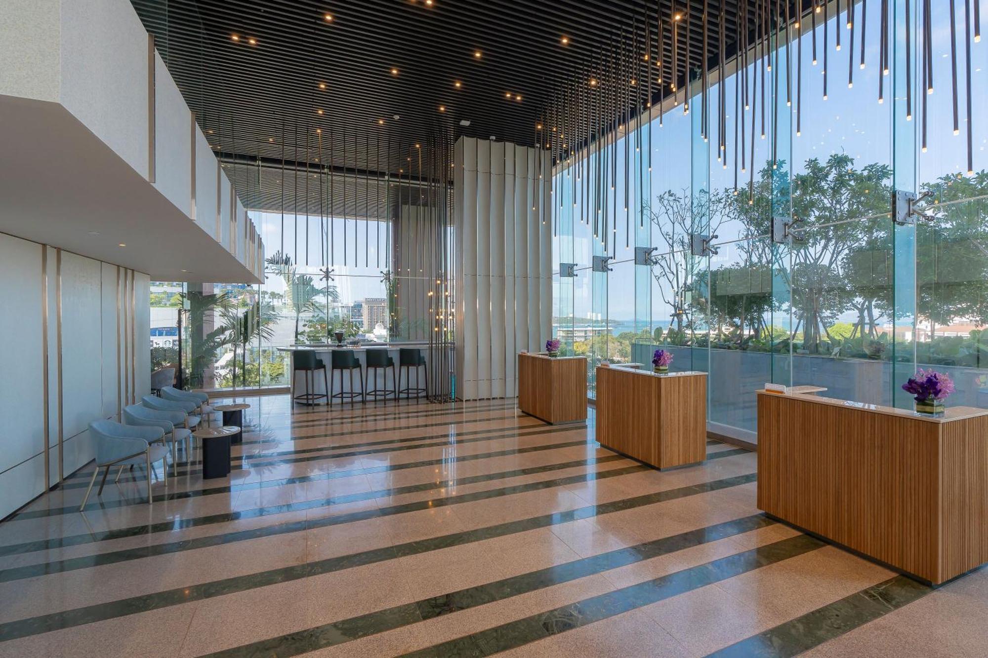 Akara Hotel 5*