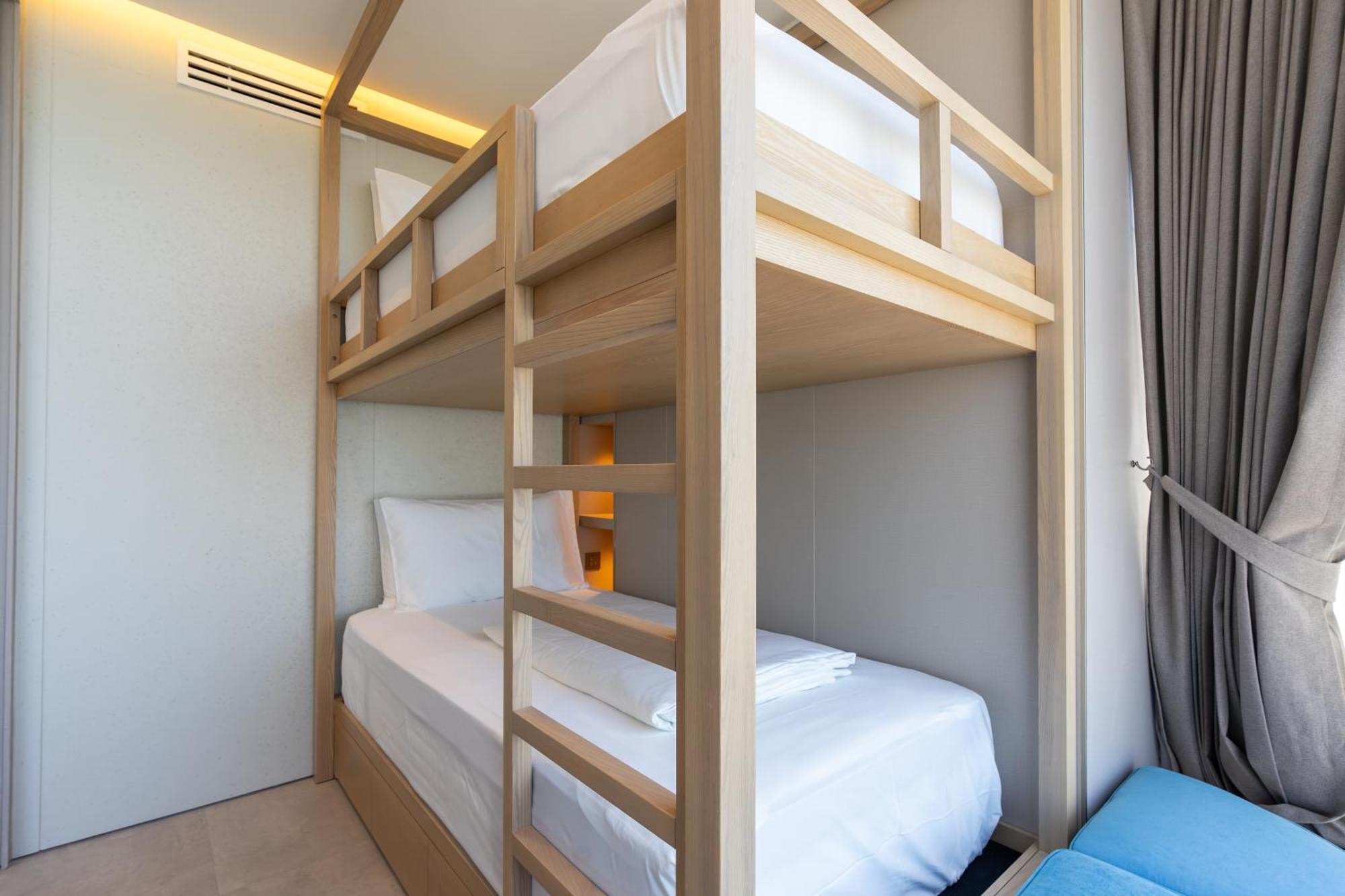 Akara Hotel 5*