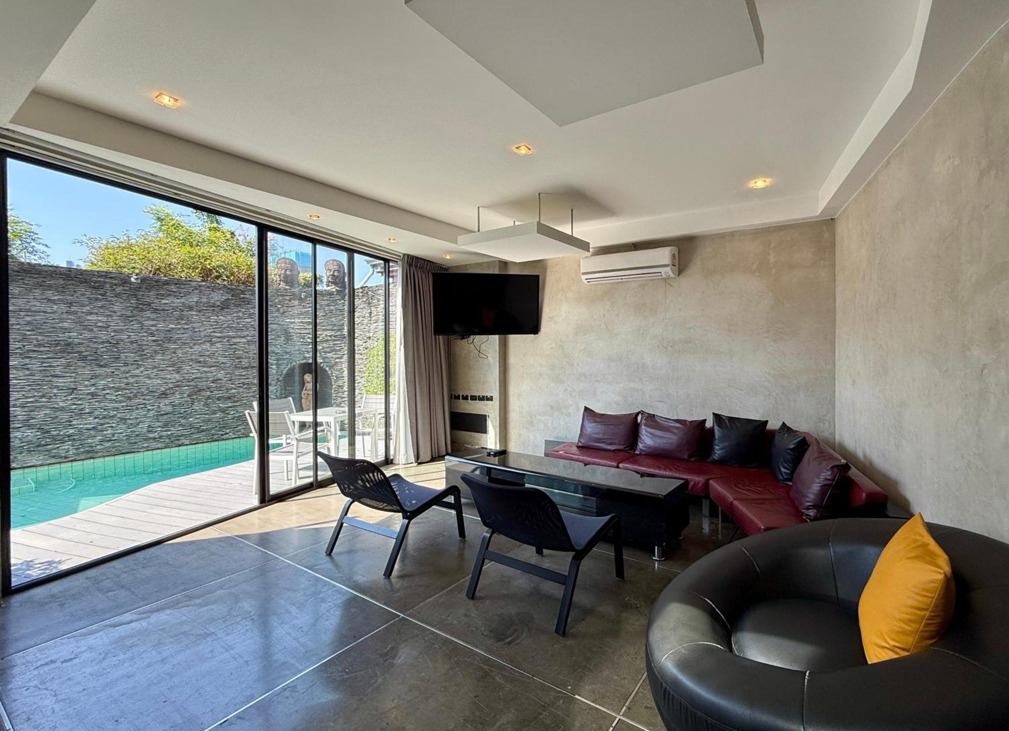 Pool 15 Nearby Walking Street * Pattaya