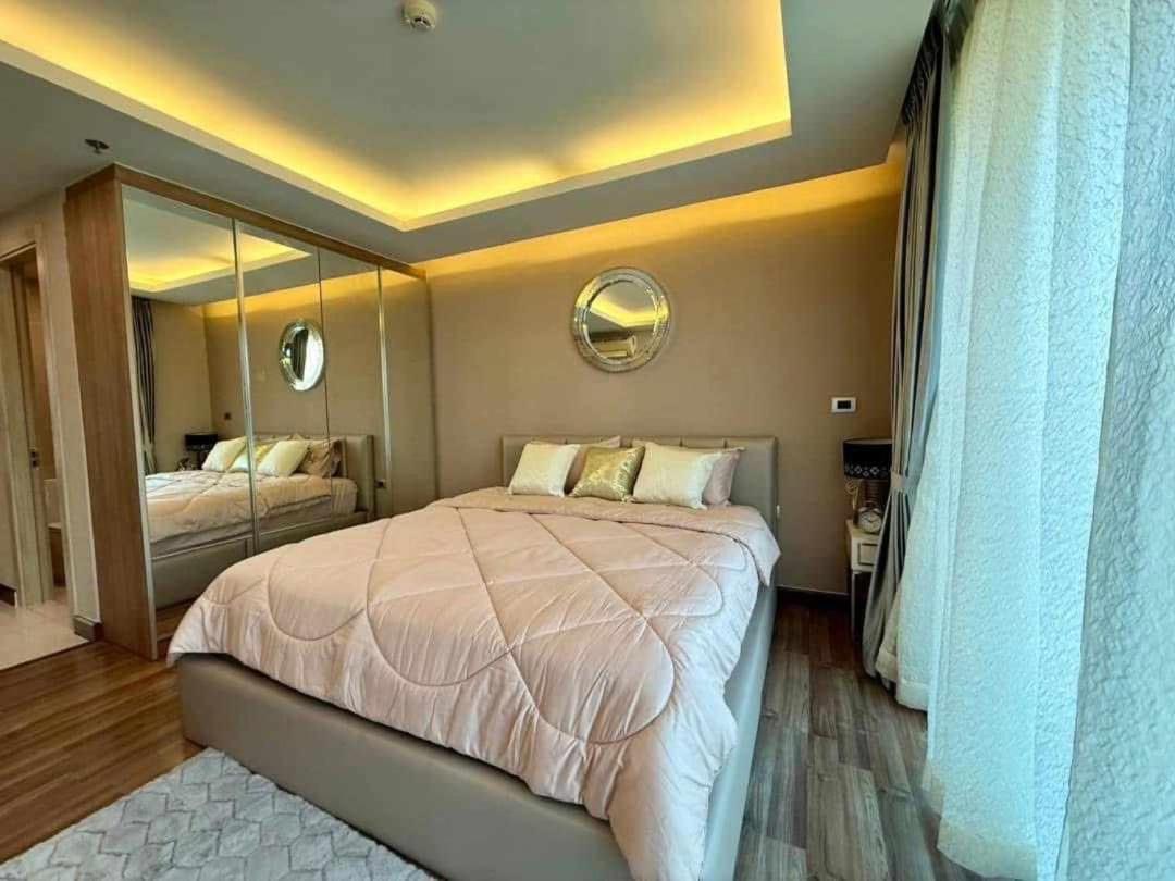 Peak Towers Apartment Pattaya