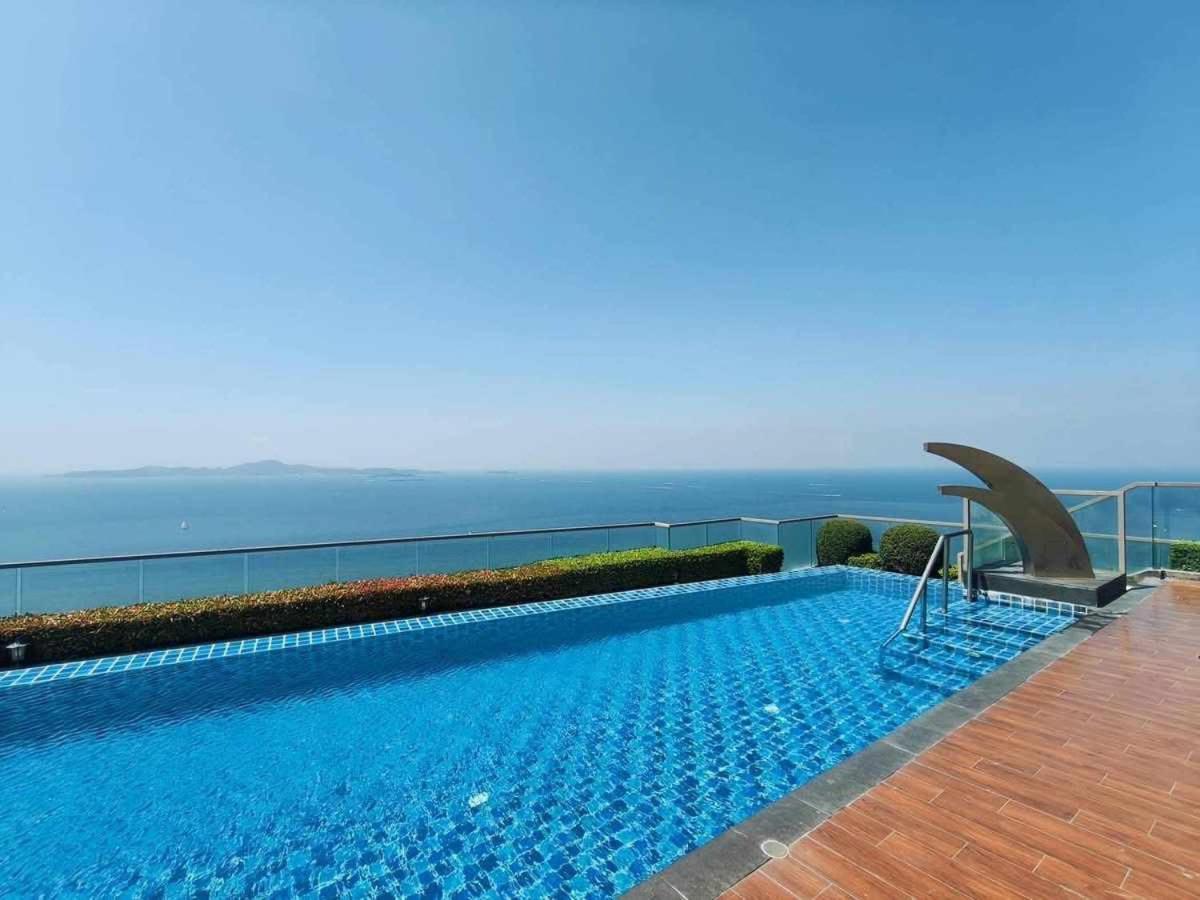 Peak Towers Apartment