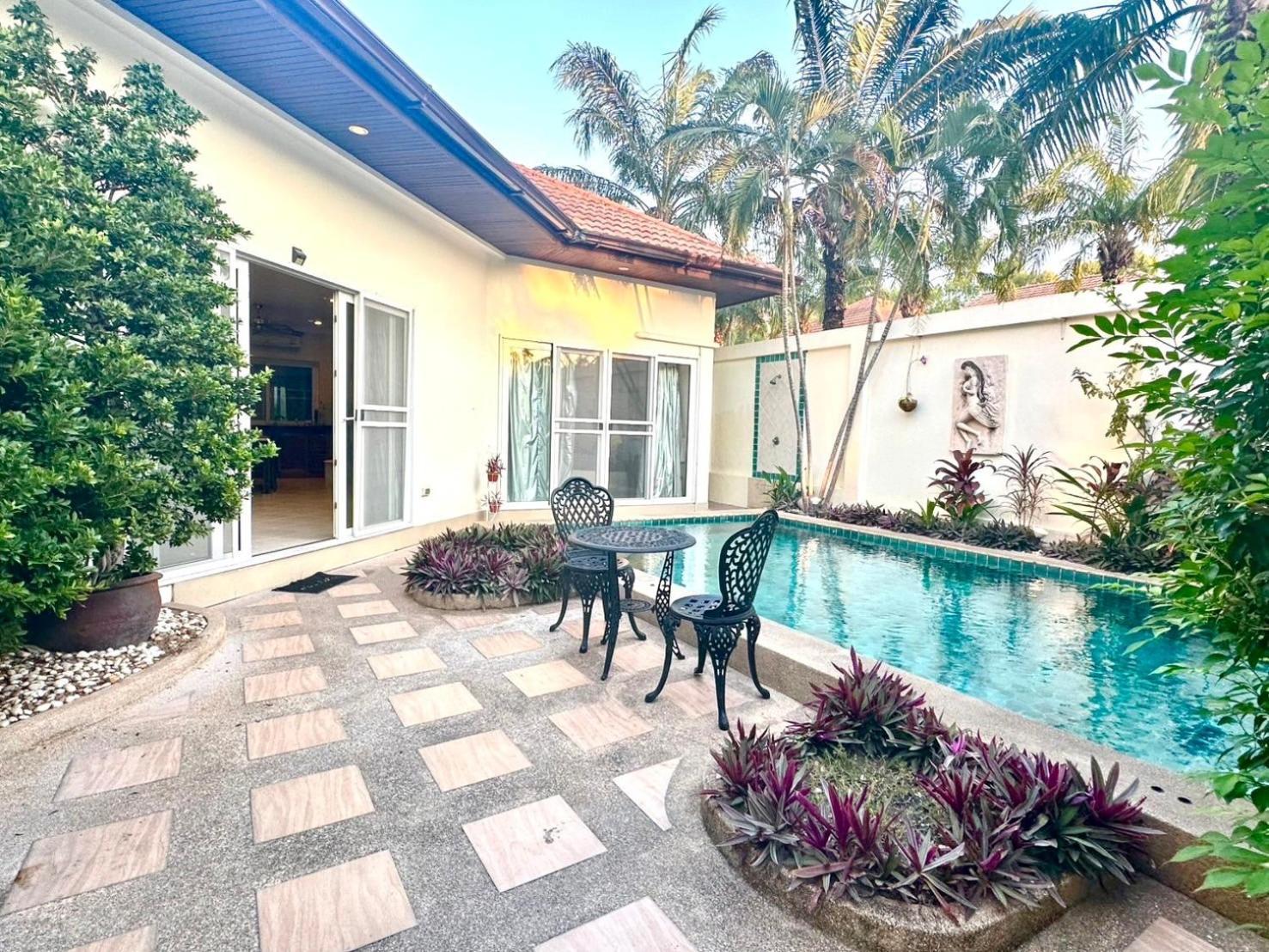 Villa Majestic Pool *