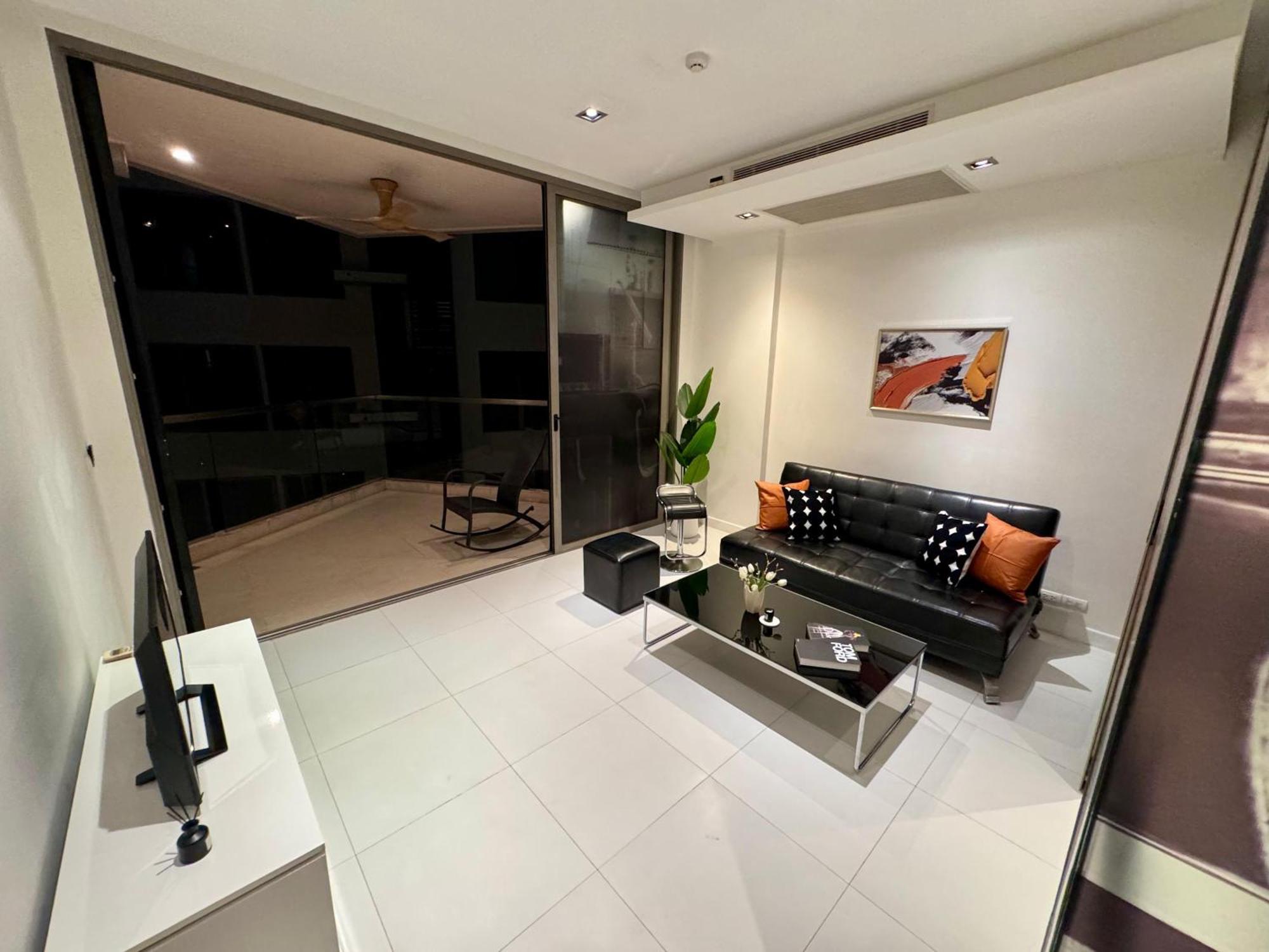 Modus Beachfront Apartment Pattaya