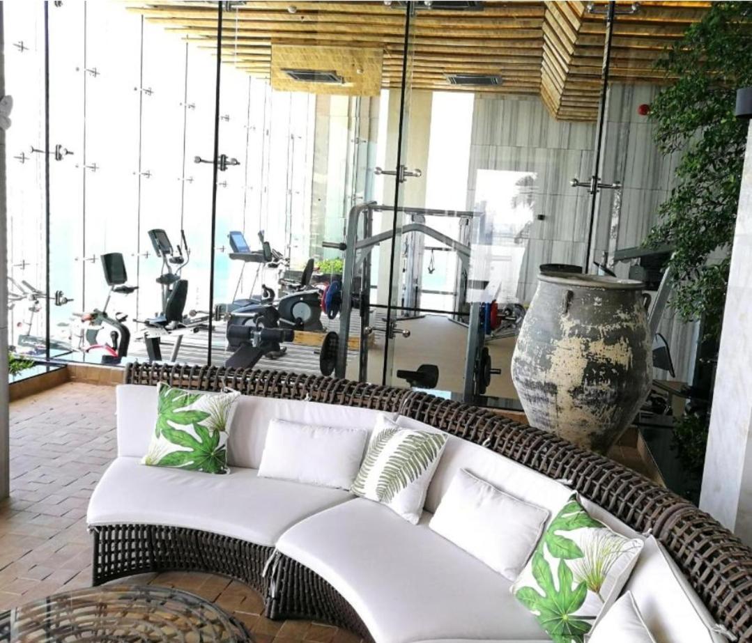 Riviera Wongamat Tower Apartment *