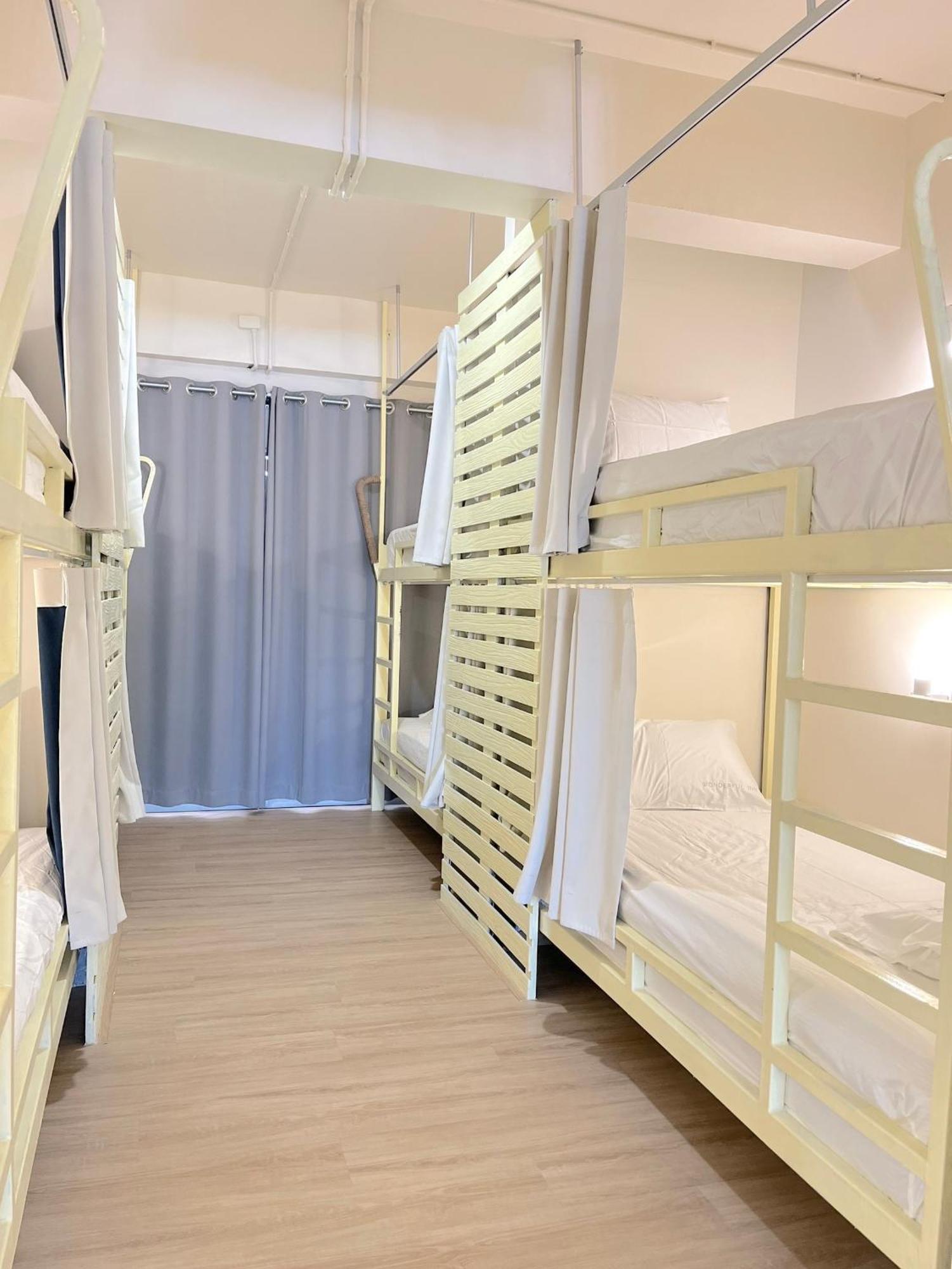Hostel Wonderful