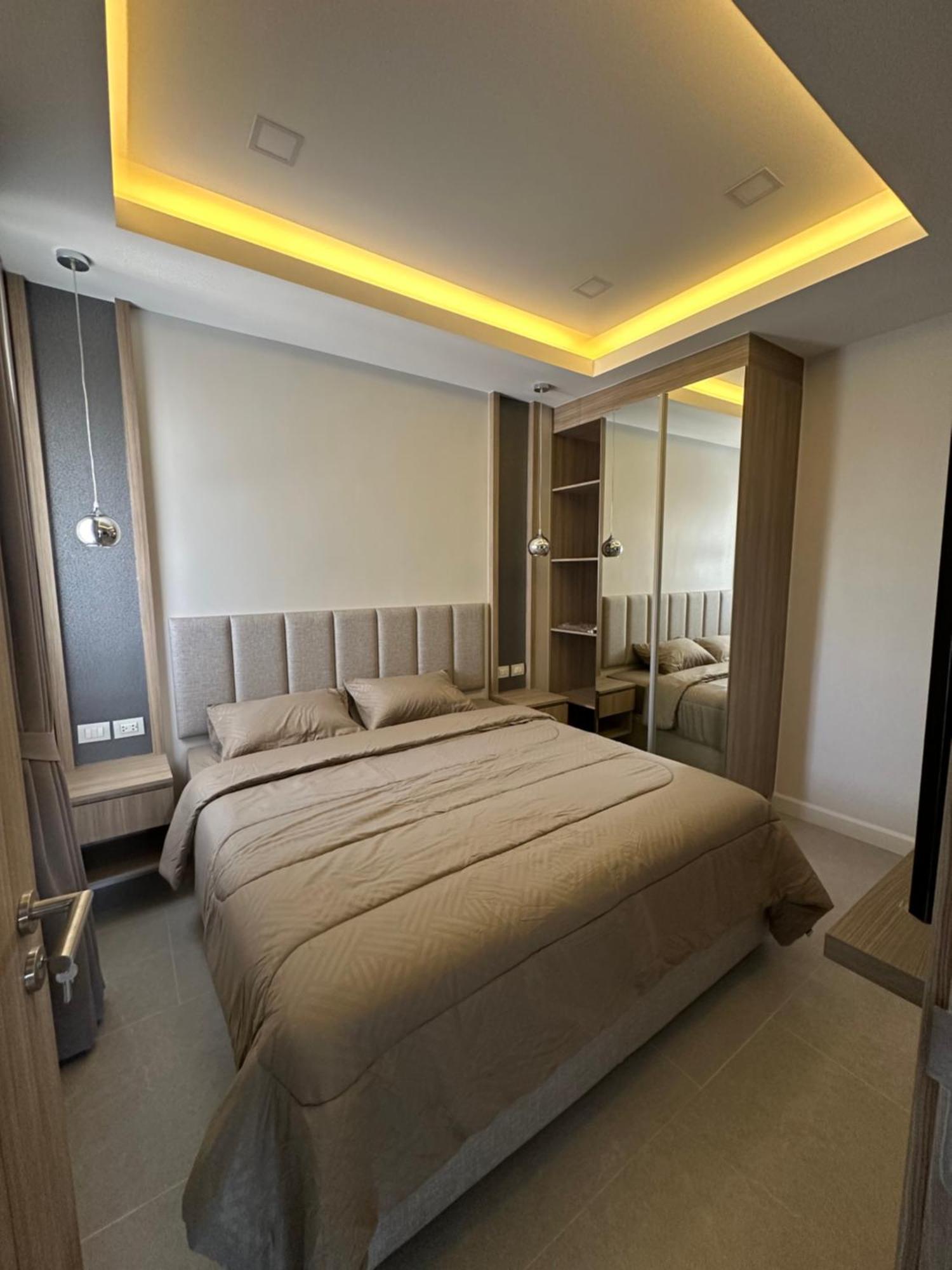 Deluxe Midtown 3bed Pattaya