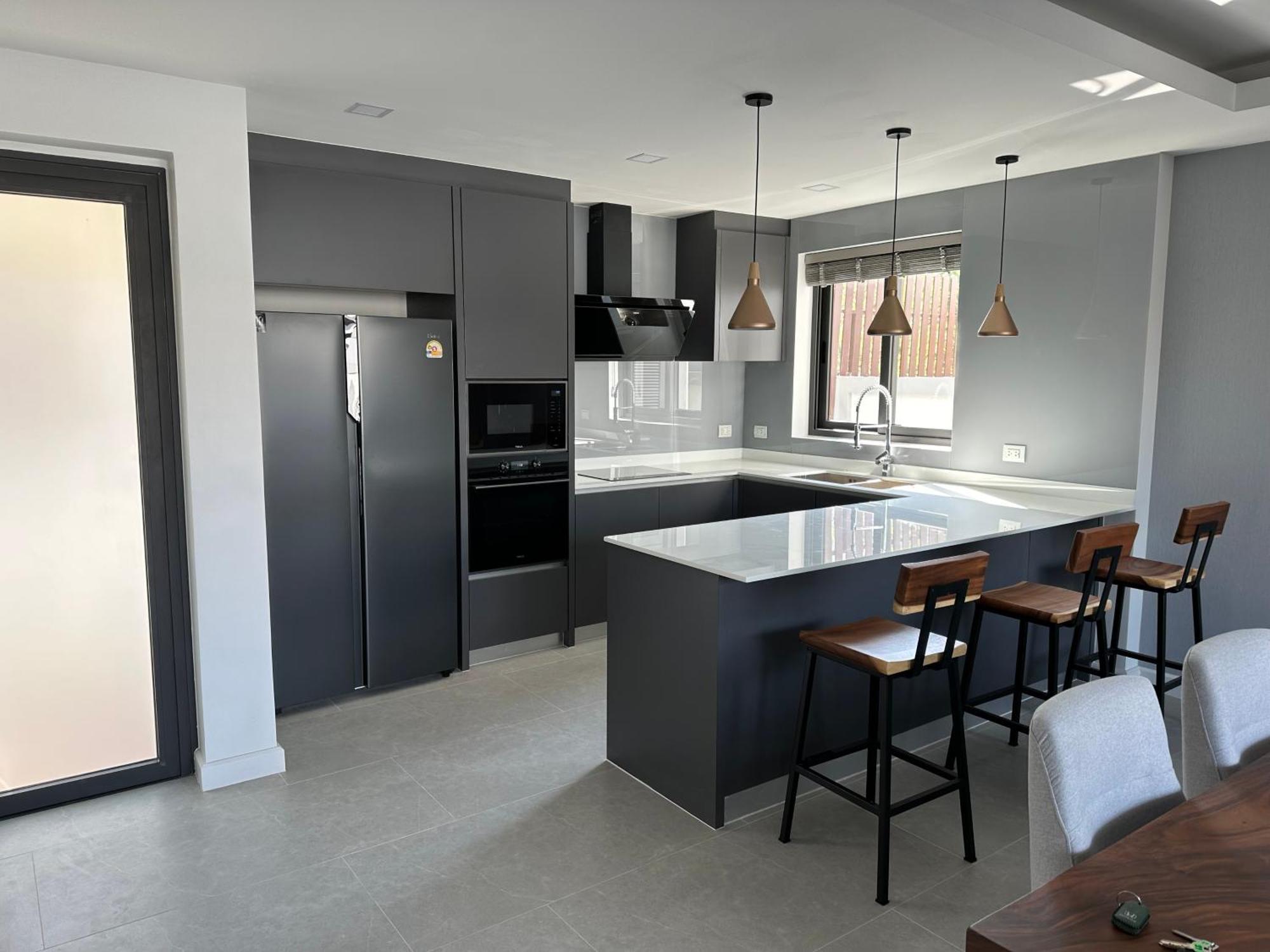 Villa Deluxe Midtown 3bed *