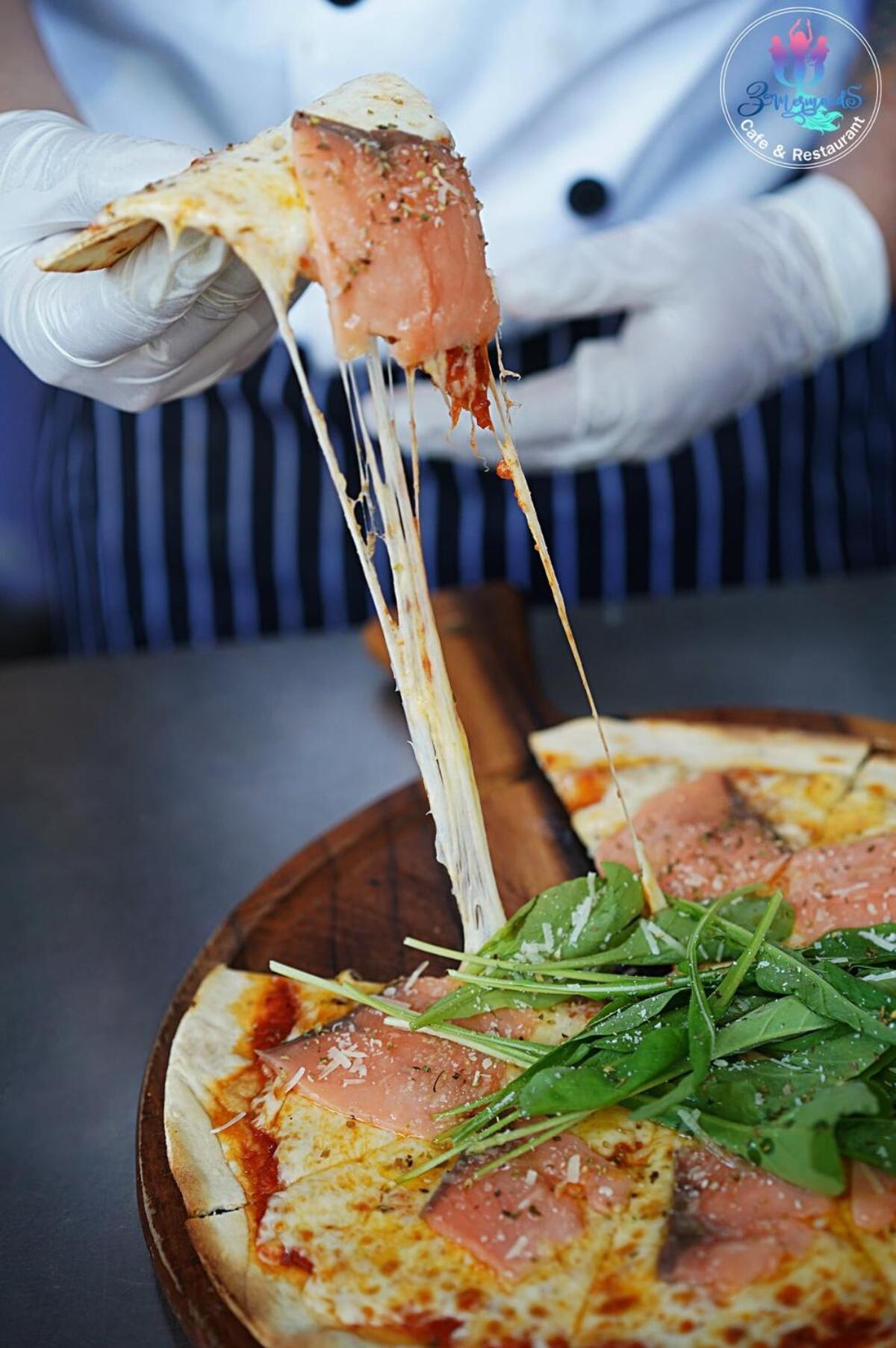 Exclusive High Floor 2 Bed Sea View Luxury * Pattaya