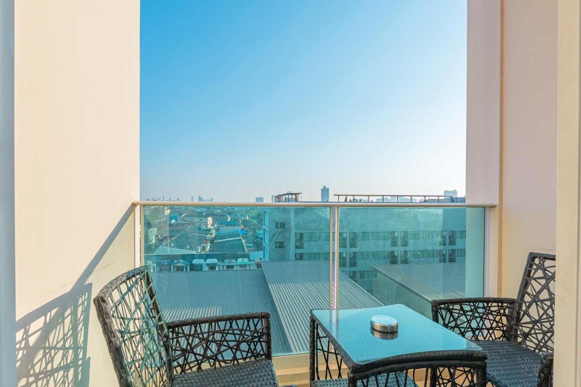 Garden Tower By Apartment Pattaya