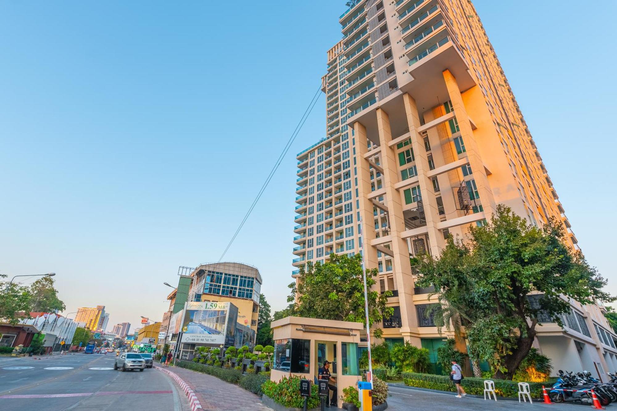 Garden Tower By Apartment