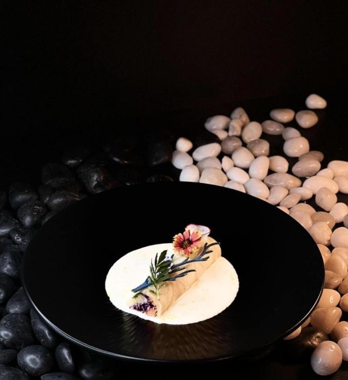 The Globe Hotel, Bar & Restaurant Hotel 3*