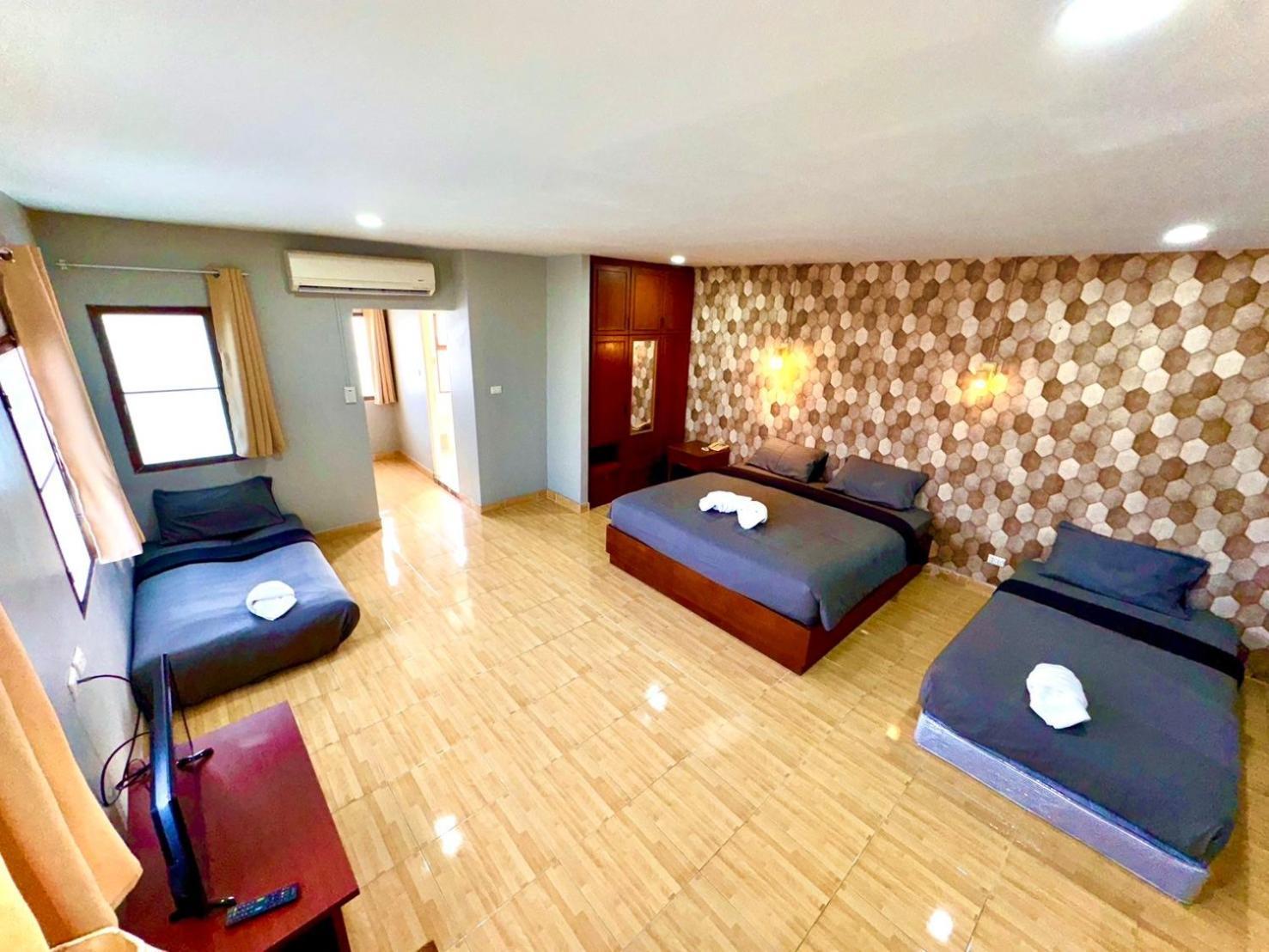 Hotel Green Beach Pattaya 2*