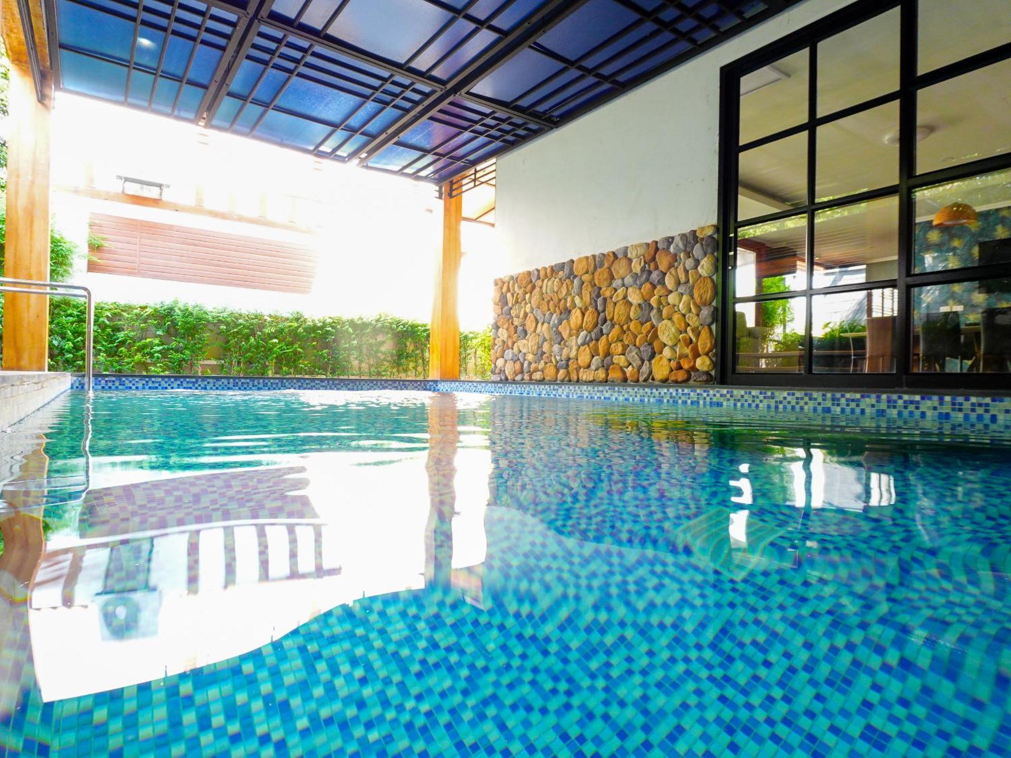 Amazing Pool