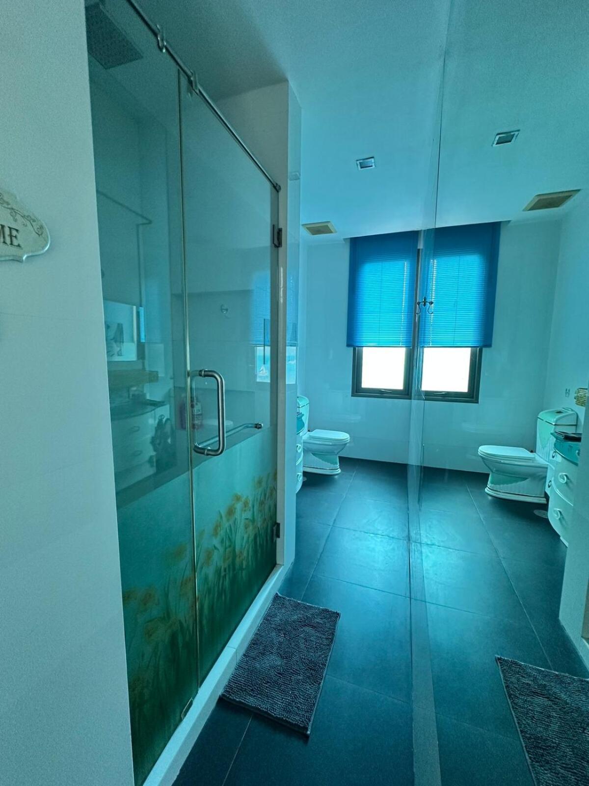 Apartment Luxury Beachfront With Ocean Views Pattaya