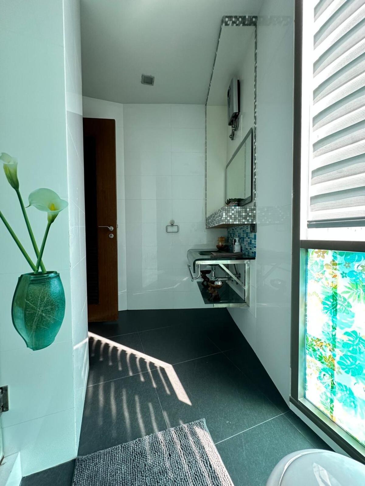 Luxury Beachfront With Ocean Views * Pattaya