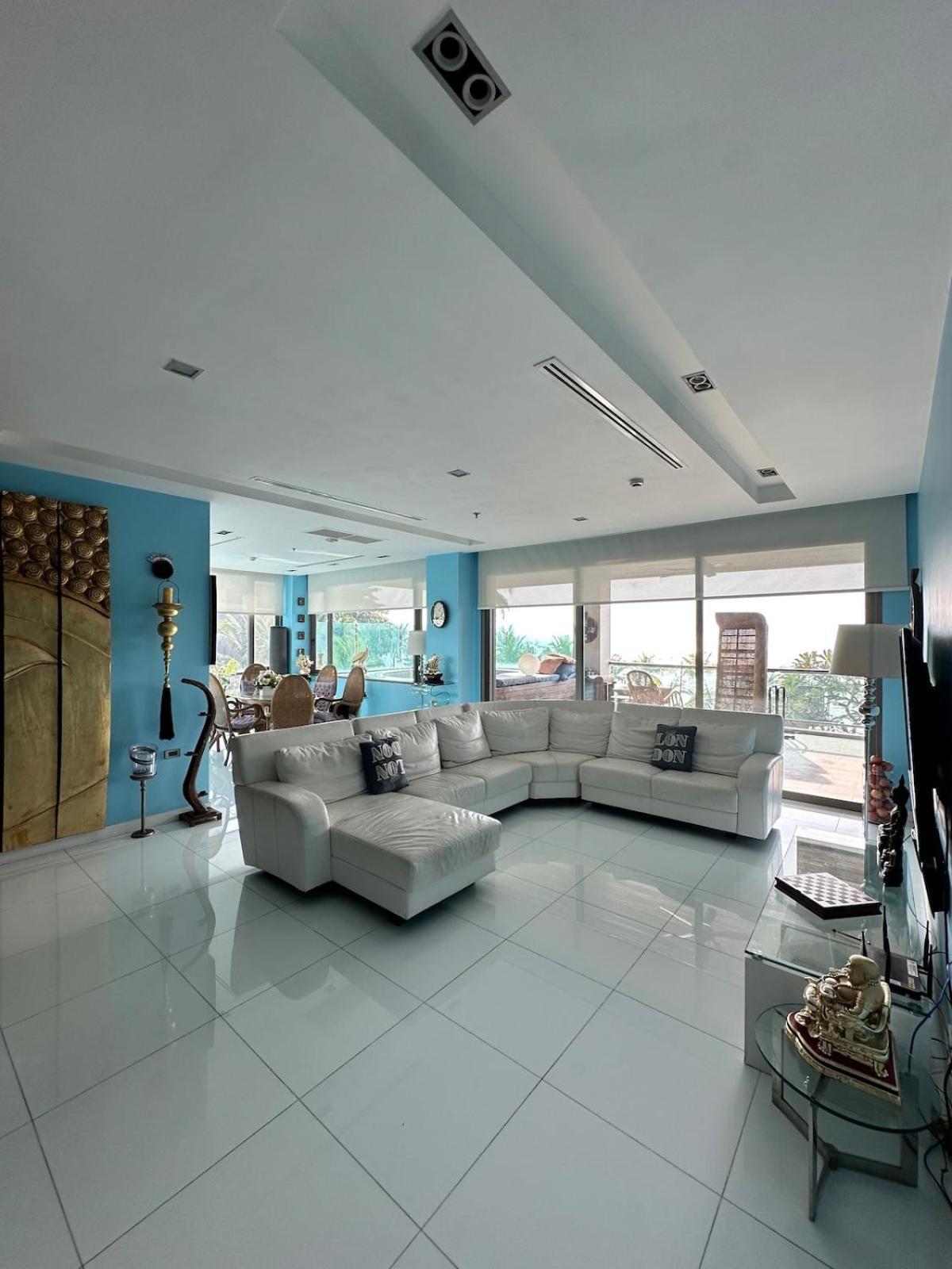 Apartment Luxury Beachfront With Ocean Views Pattaya