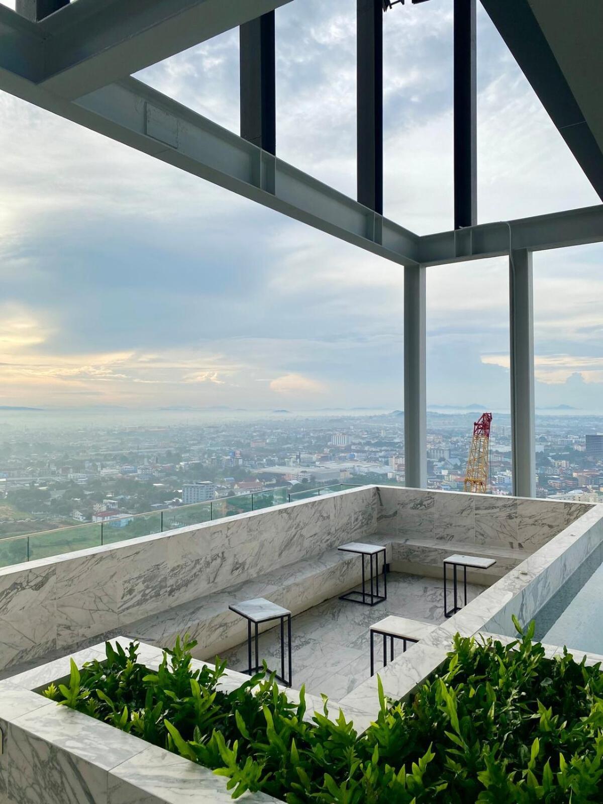 Apartment Cove Panorama Pool View