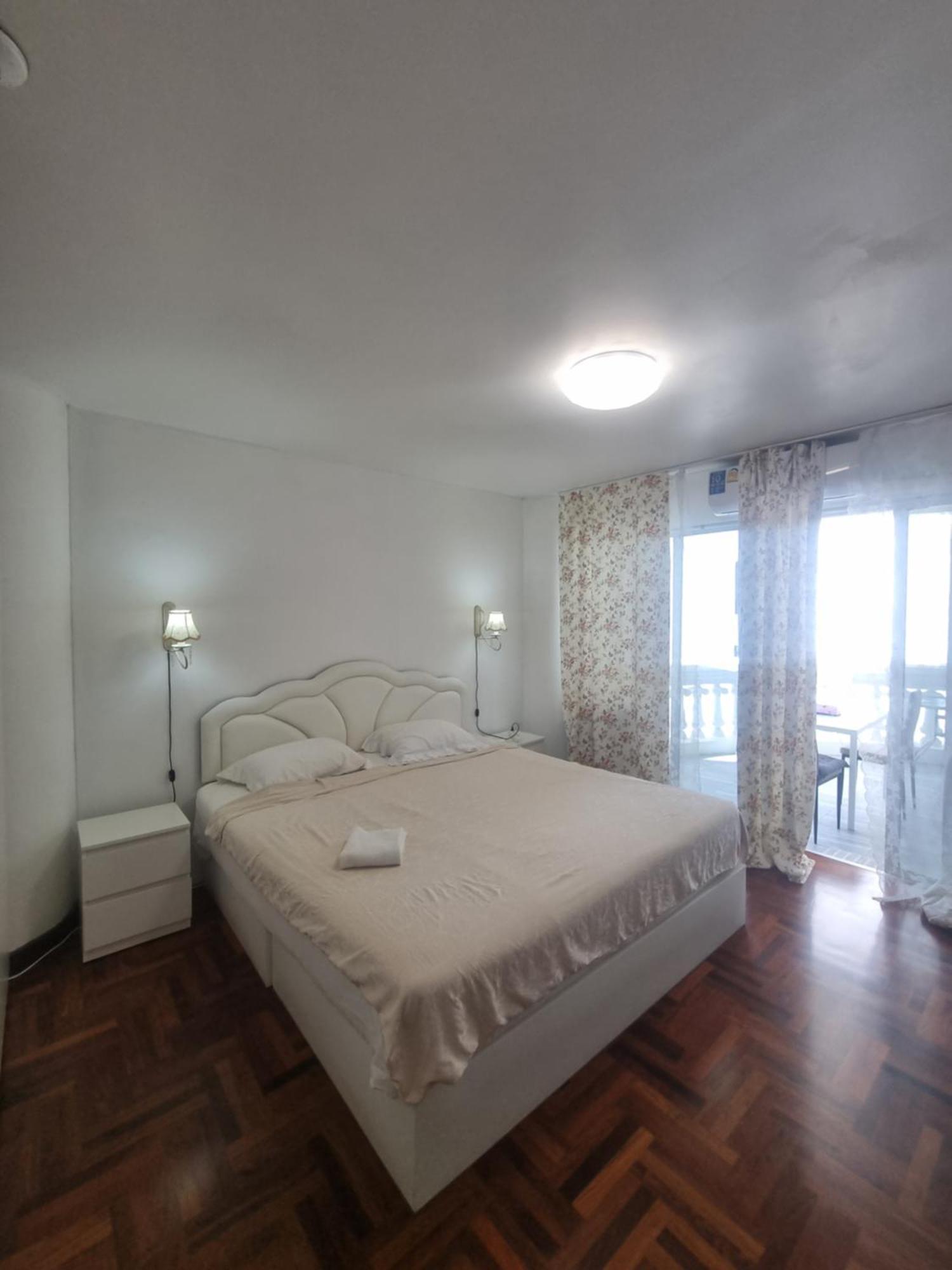 Sky For Rent * Pattaya