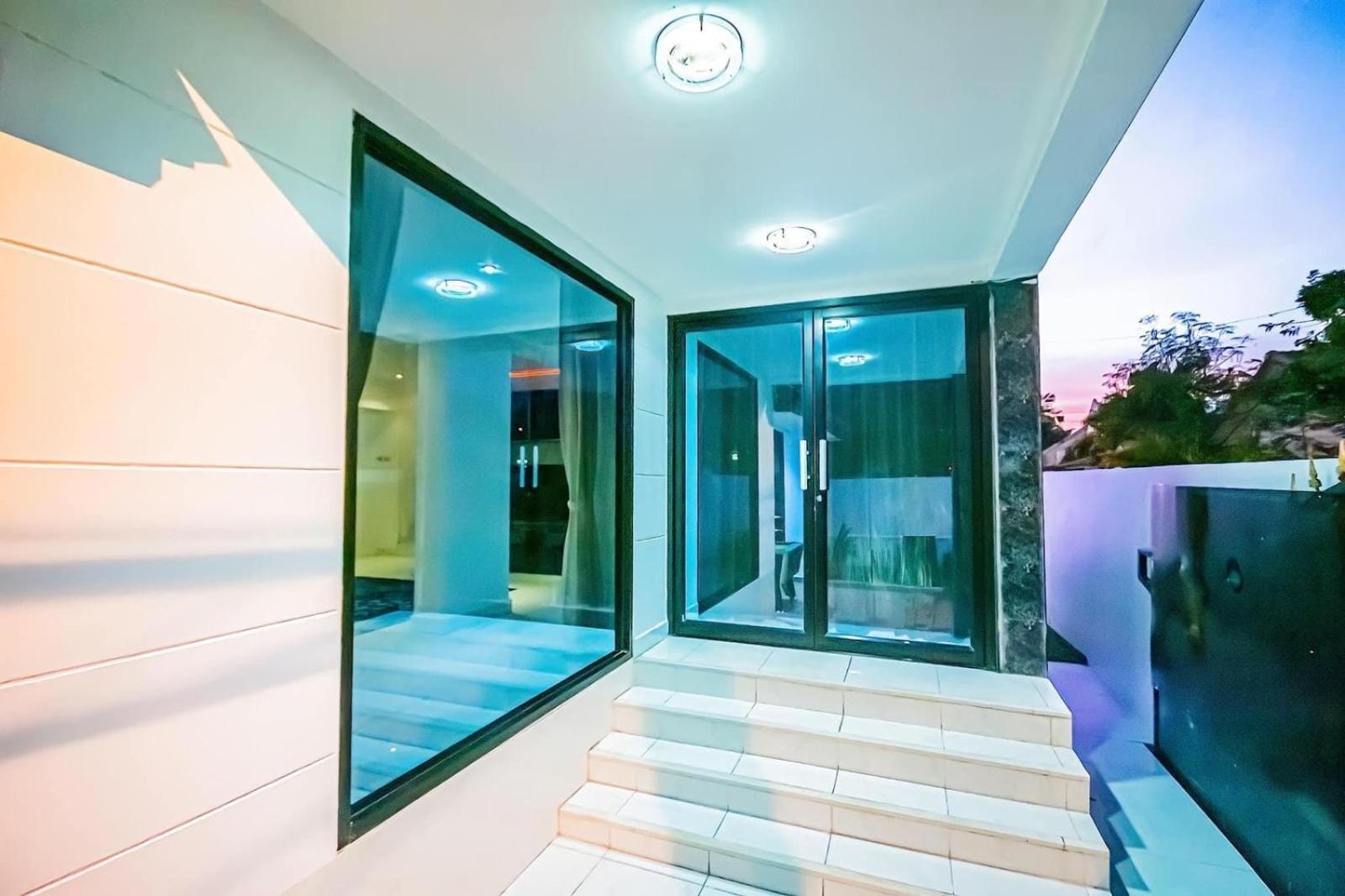 Soi 15 Thappraya Pool Villa- 5km To Jomtien Pattaya
