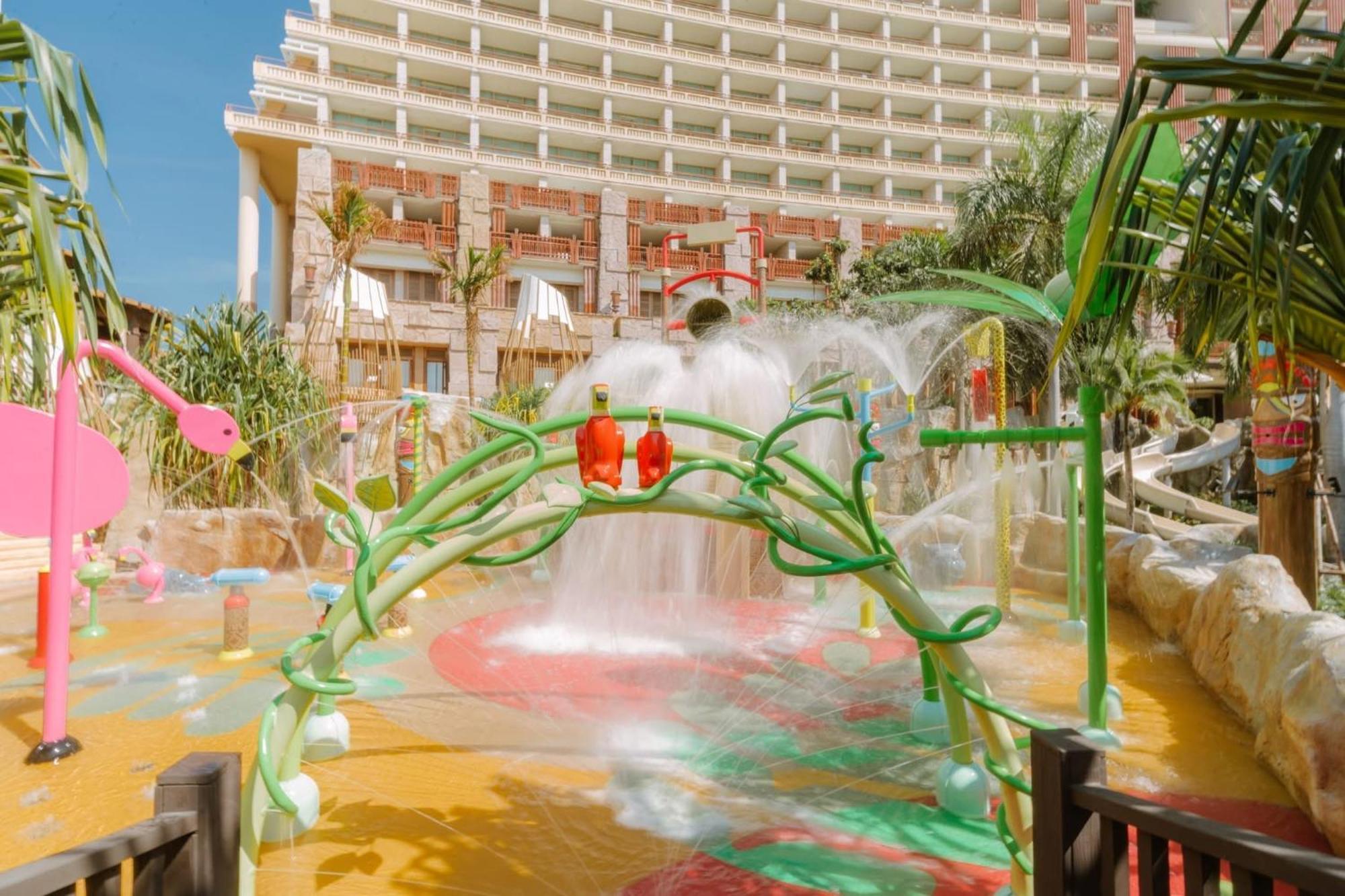 Centara Grand Mirage Tempat peranginan 5*