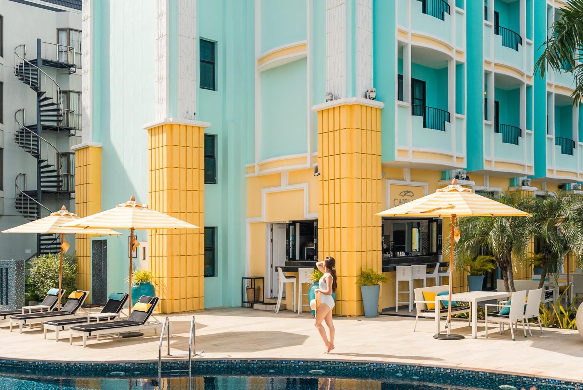 Wave Hotel