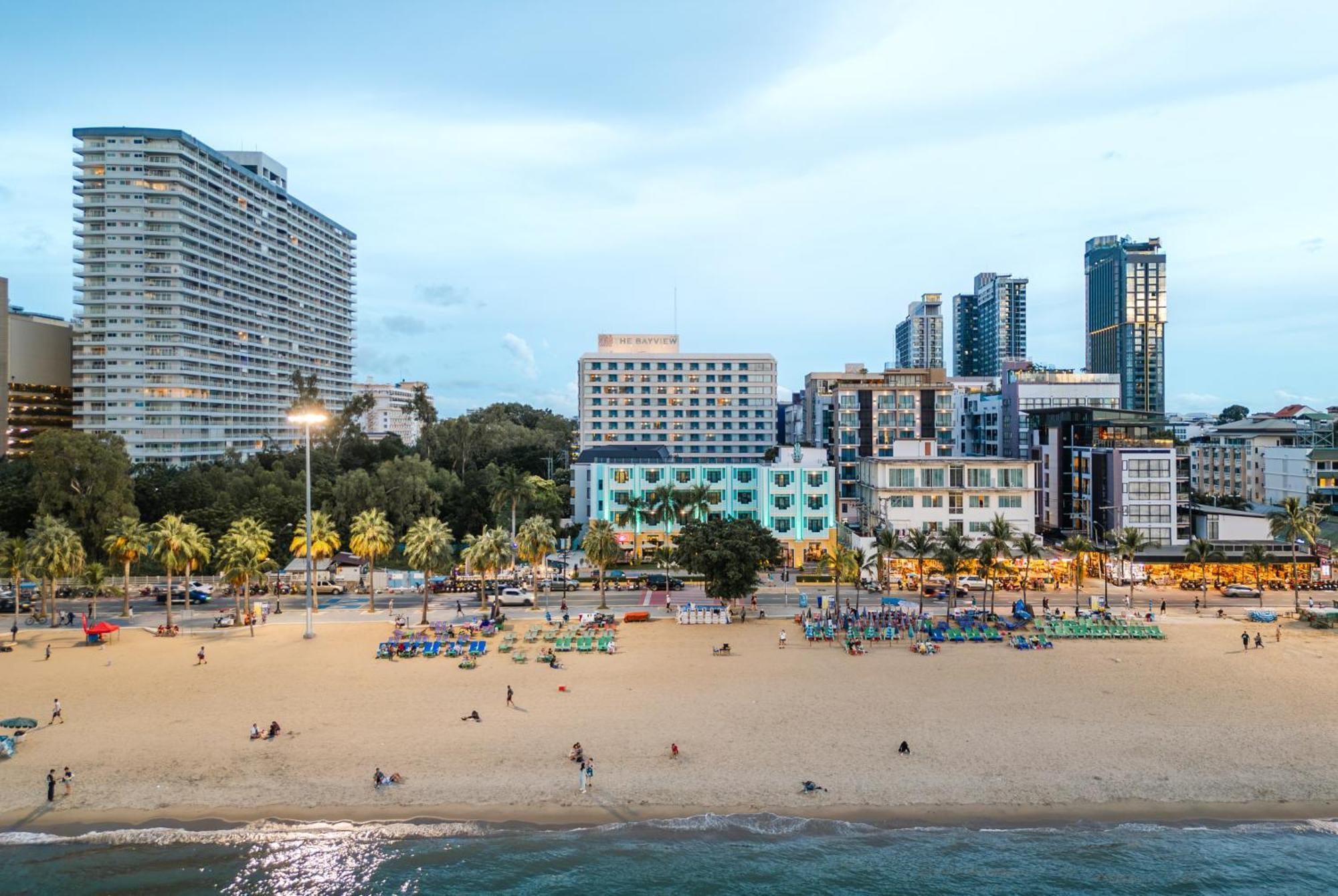 Hotel Wave Pattaya