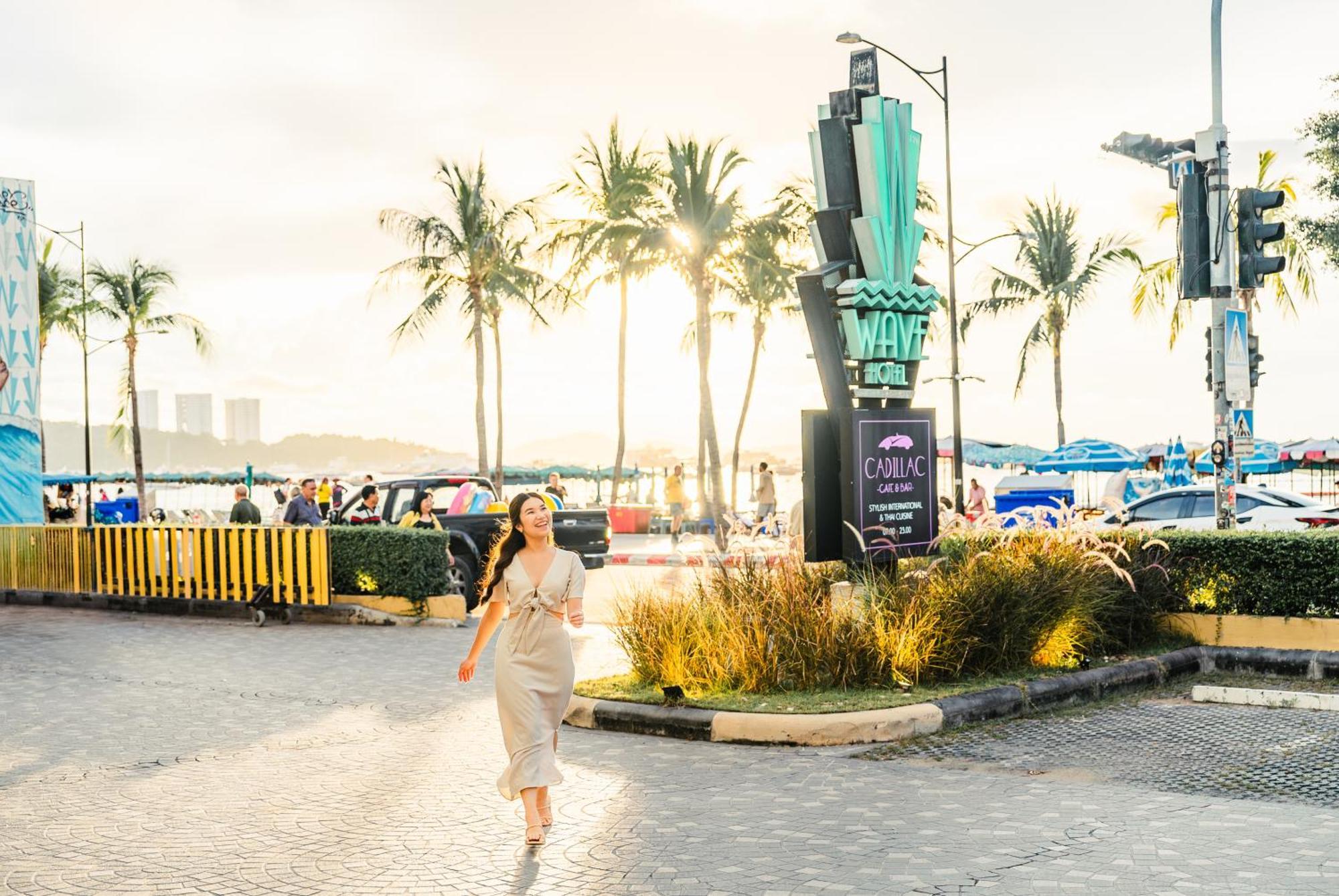 Wave Hotel