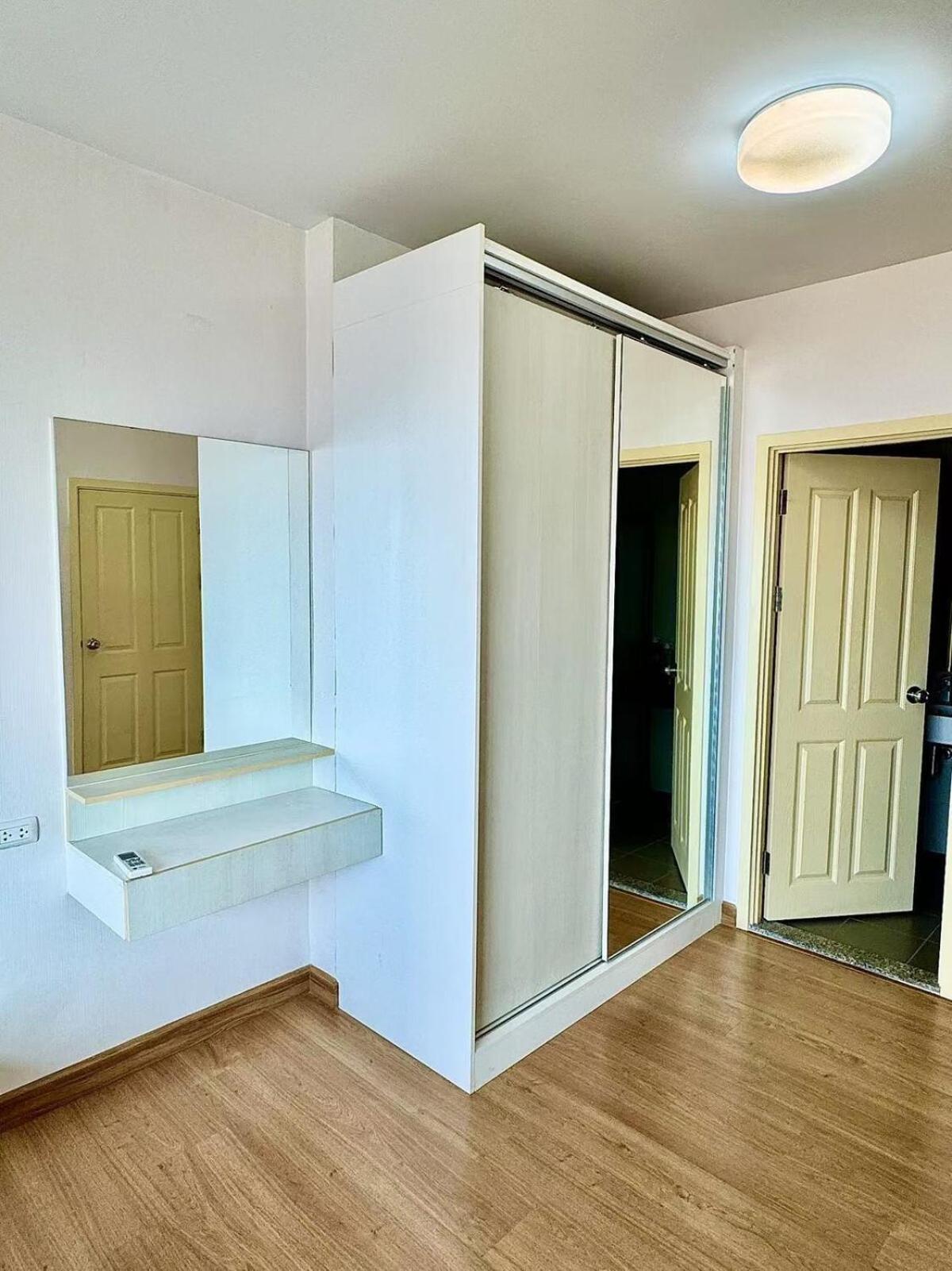 Apartment Supalai Sea View 1b1b *