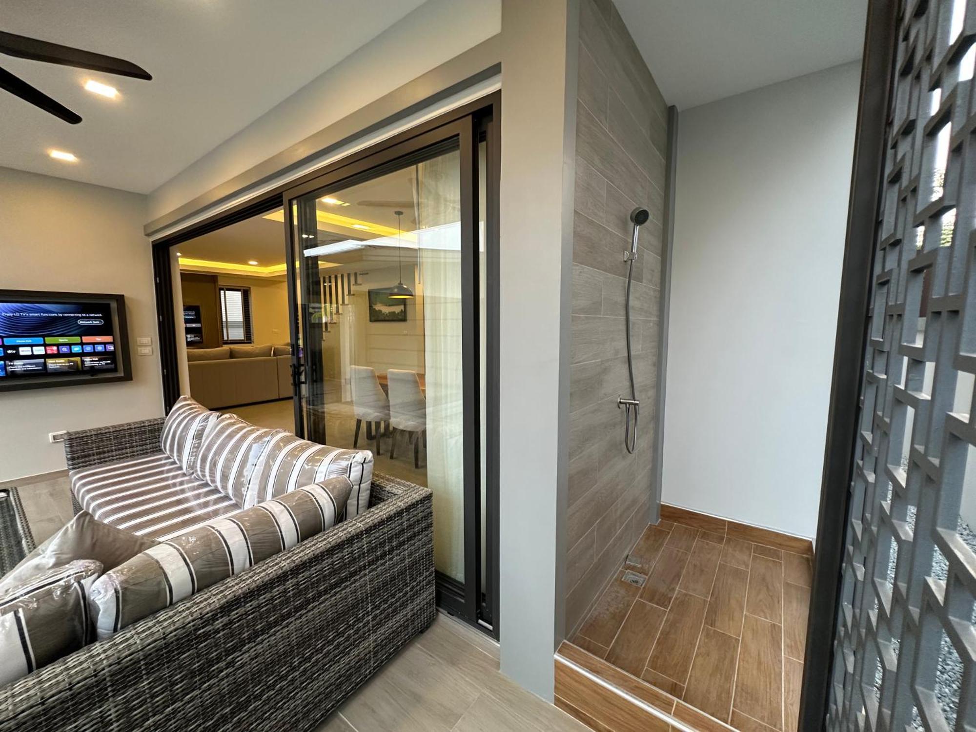 3 Bedroom Midtown Villa Pattaya