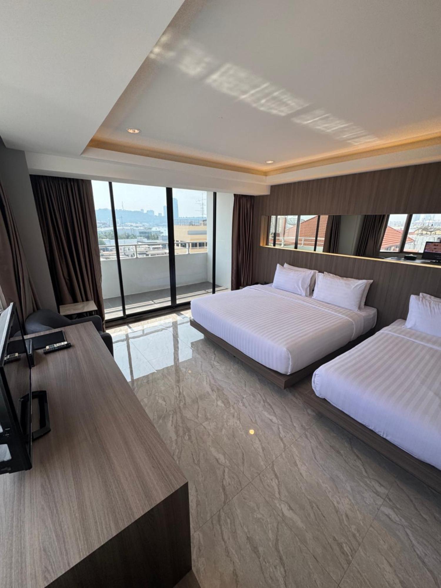 Hermann - Sha Extra Hotel Pattaya