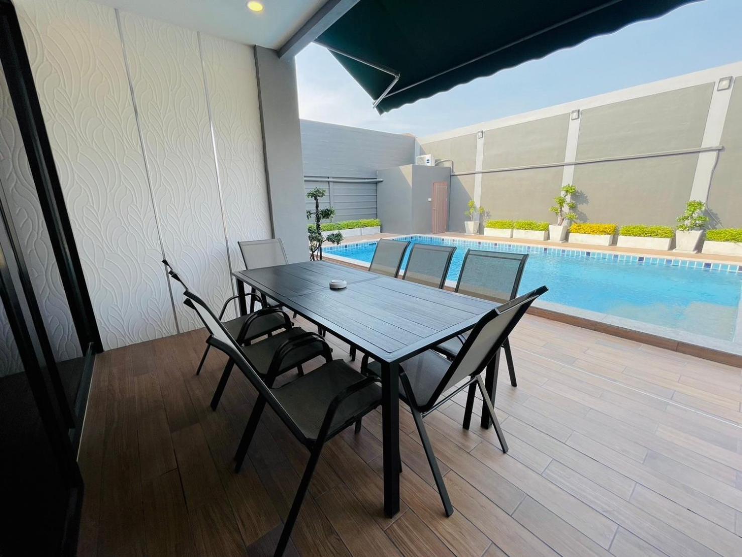 Davinci Pool Pattaya