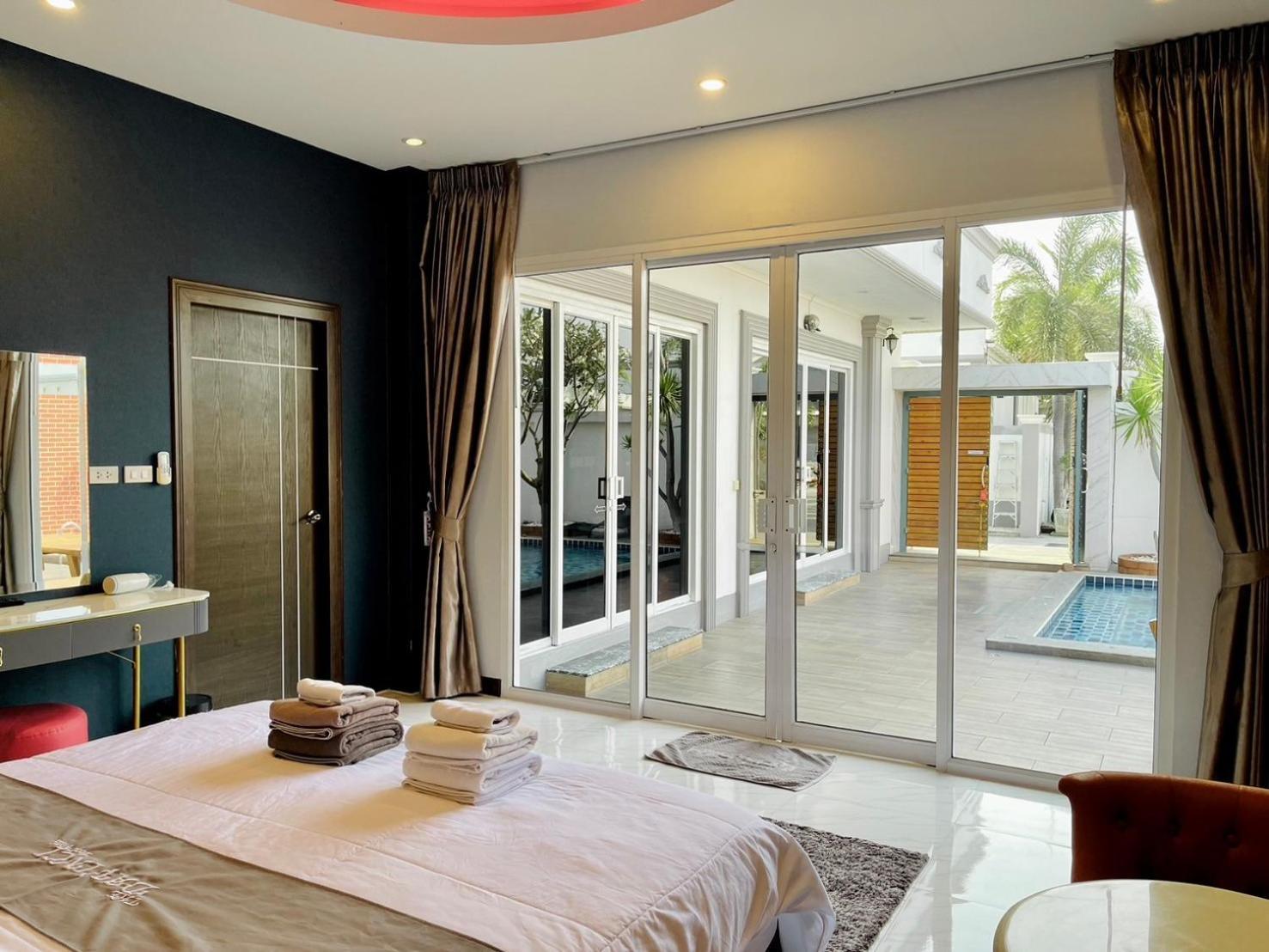 Holiday home Davinci Pool *