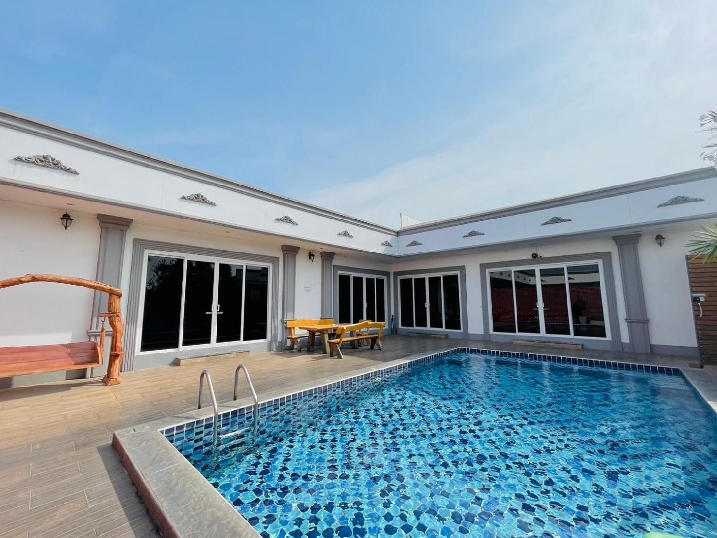 Holiday home Davinci Pool *