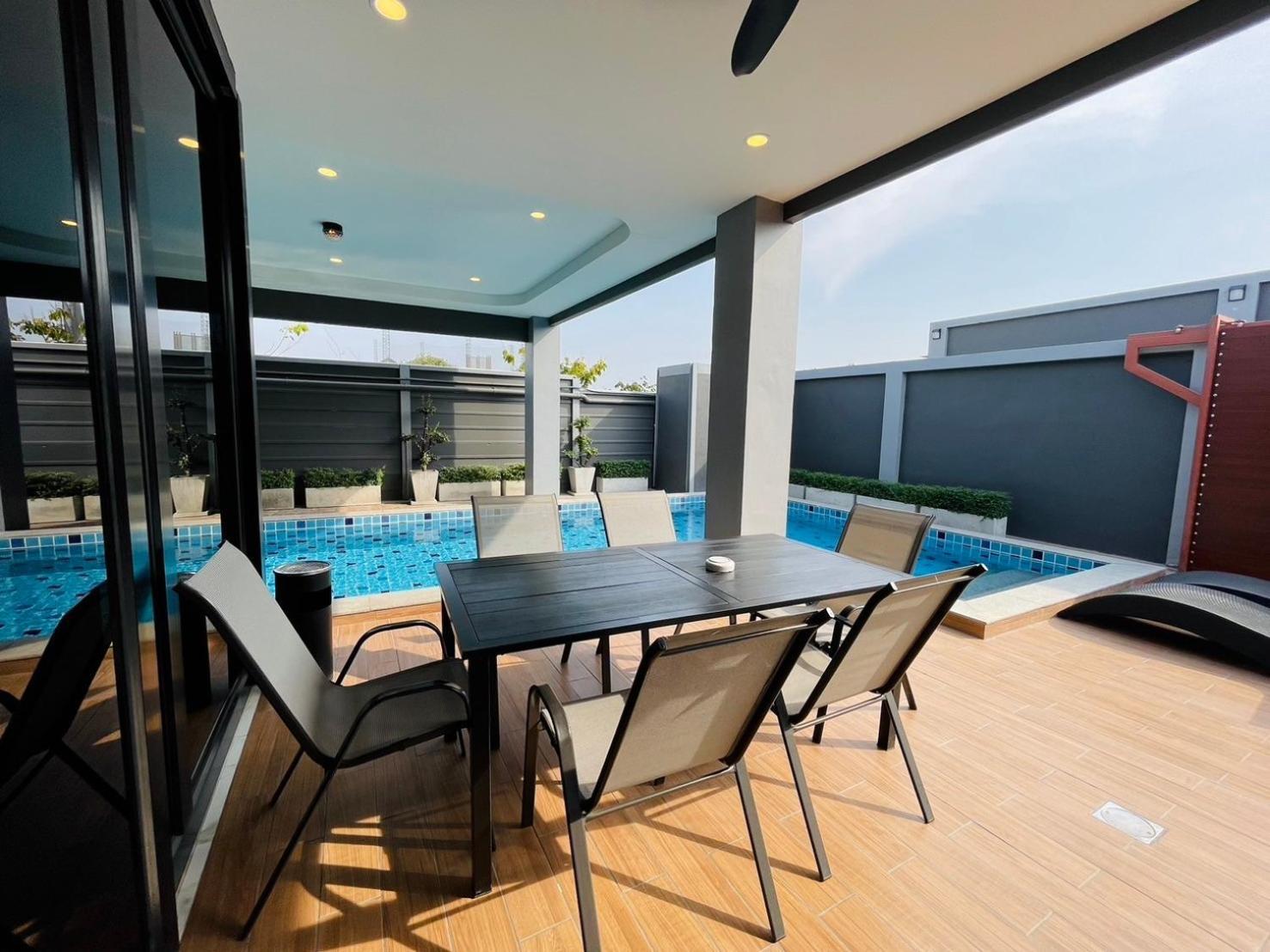 Davinci Pool *