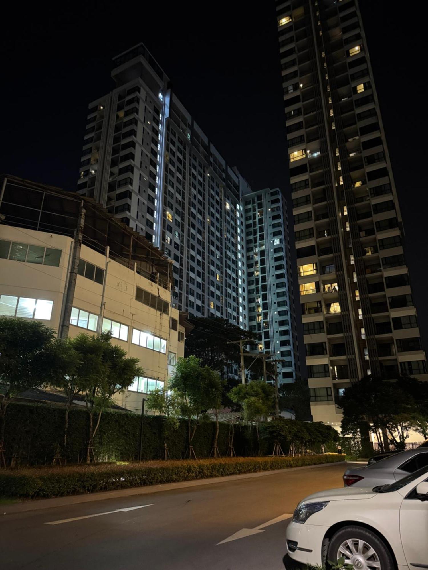 芭提雅市中心the Base 高端公寓 Apartment