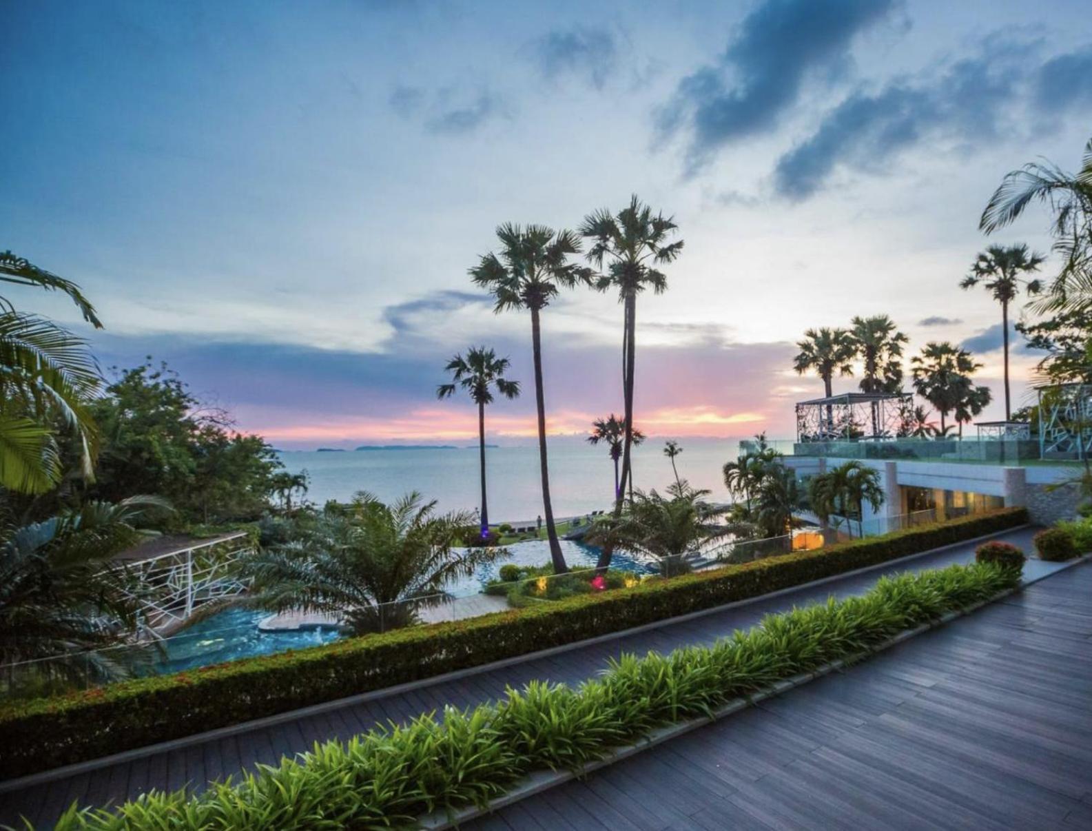 Seaview - The Palm Wongamat - Beachfront 19 Floor *