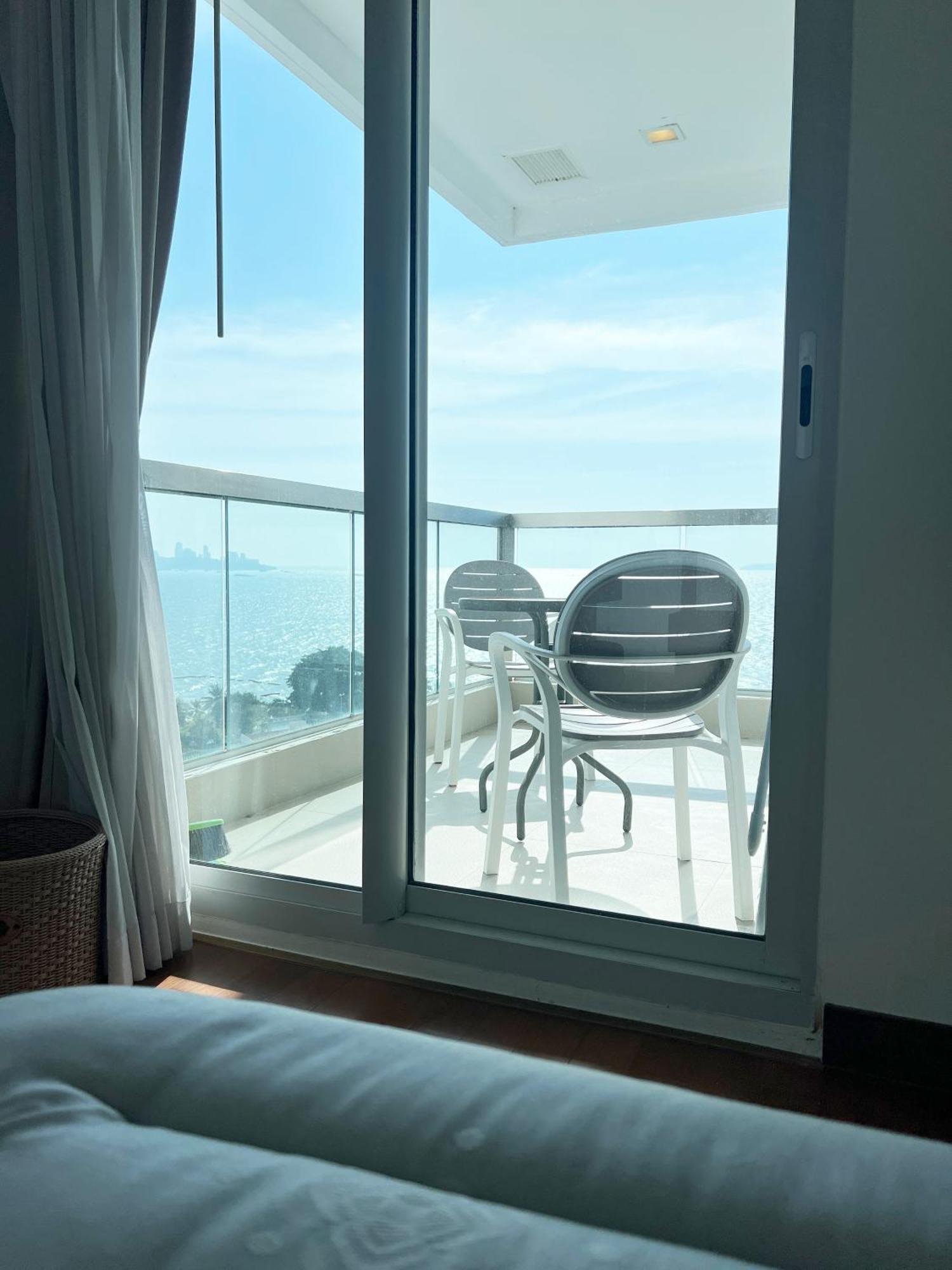 The Palm Wongamat - 2br Luxury Beachfront - Ocean View Apartamento *
