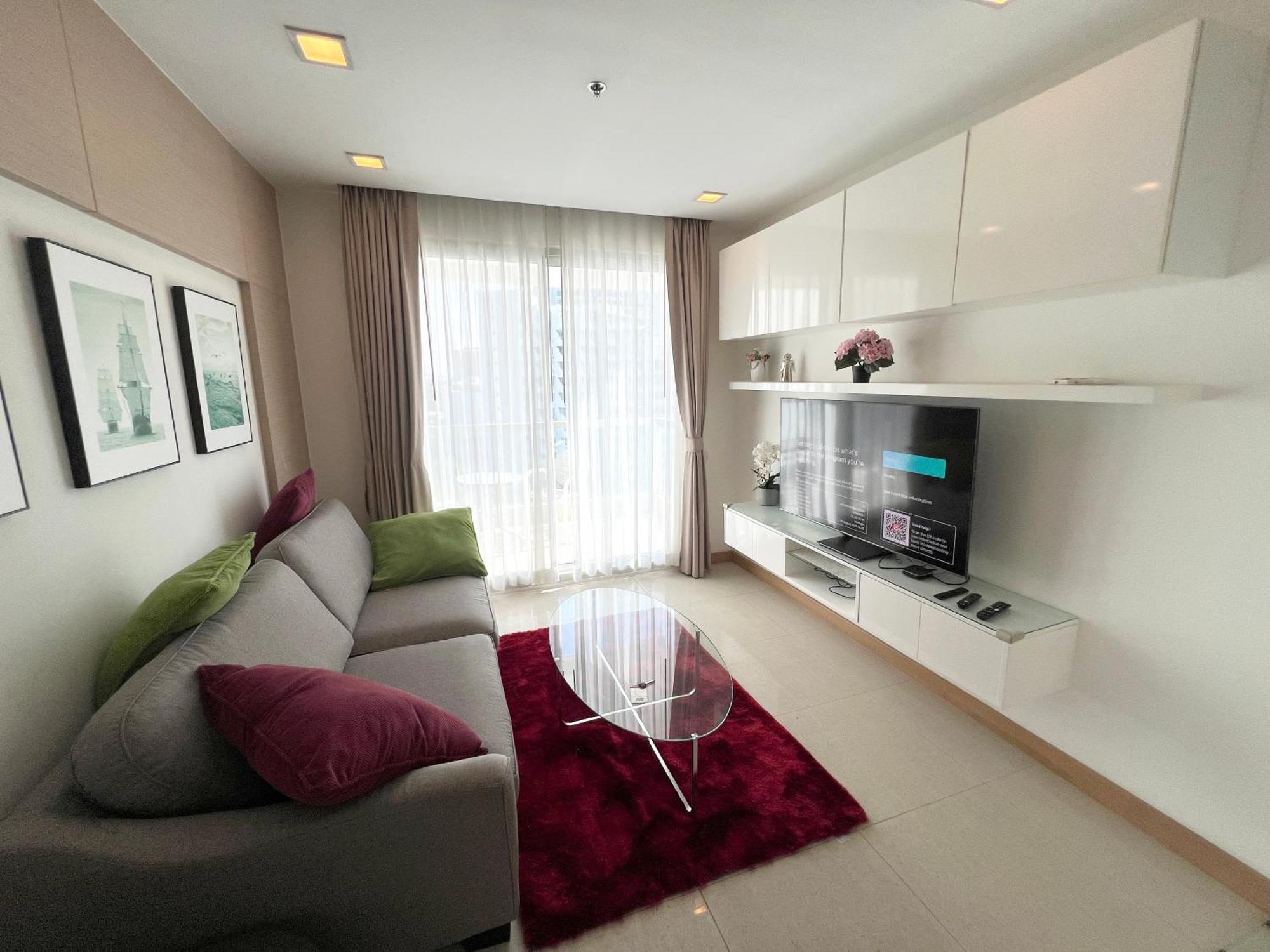 The Palm Wongamat - 2br Luxury Beachfront - Ocean View *