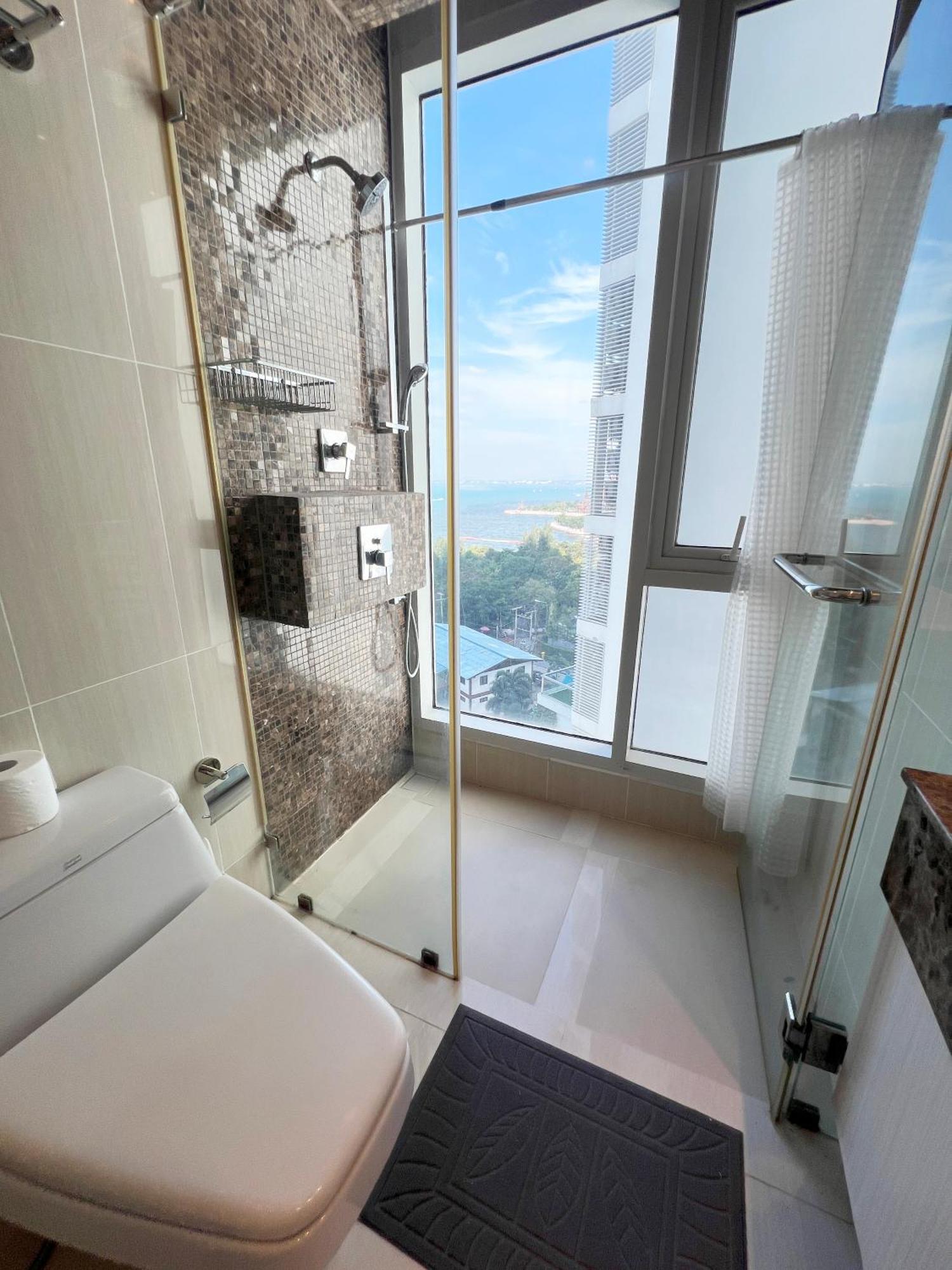 Apartment The Palm Wongamat - 2br Luxury Beachfront - Ocean View Pattaya