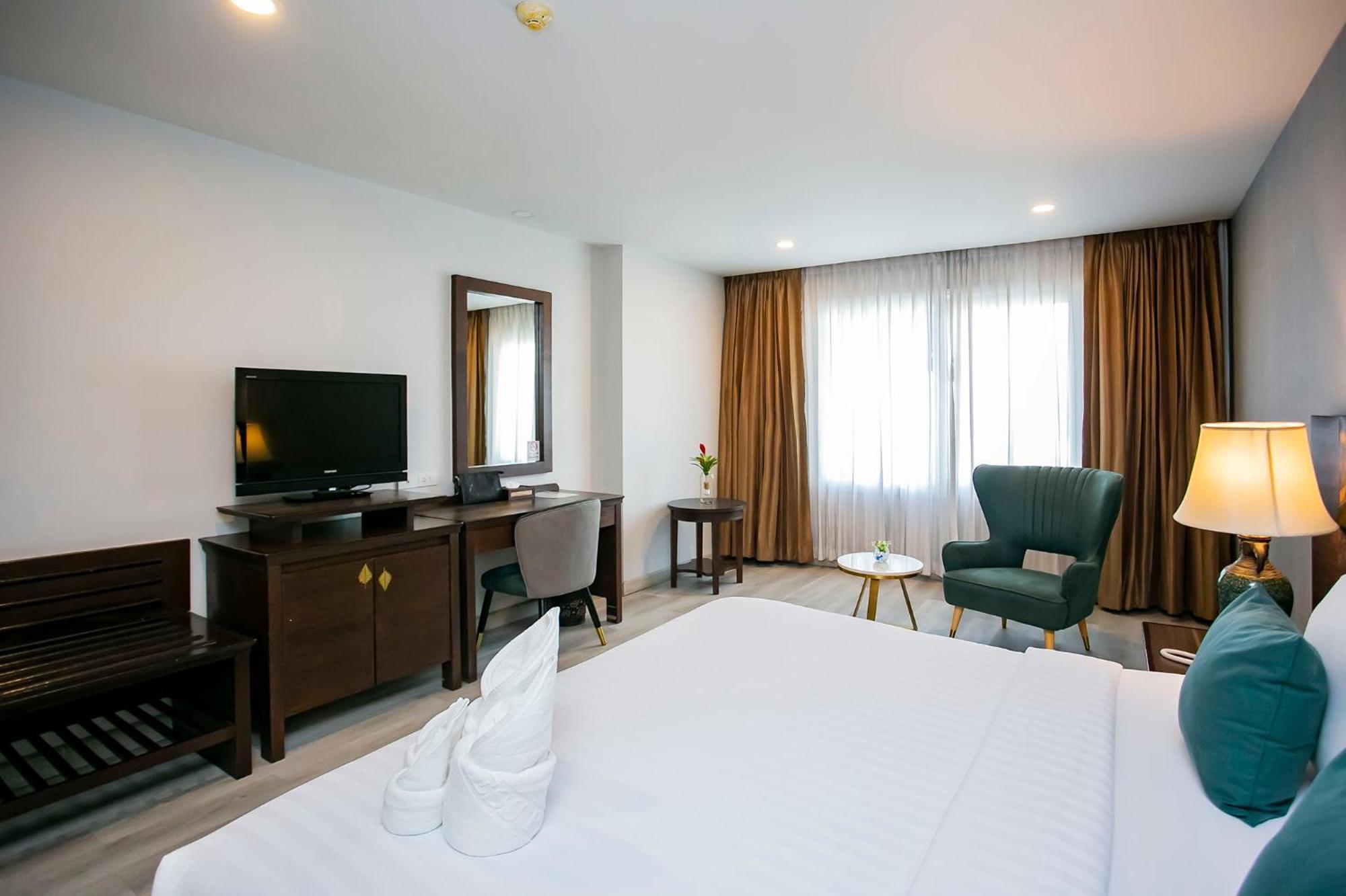 Empress Hotel