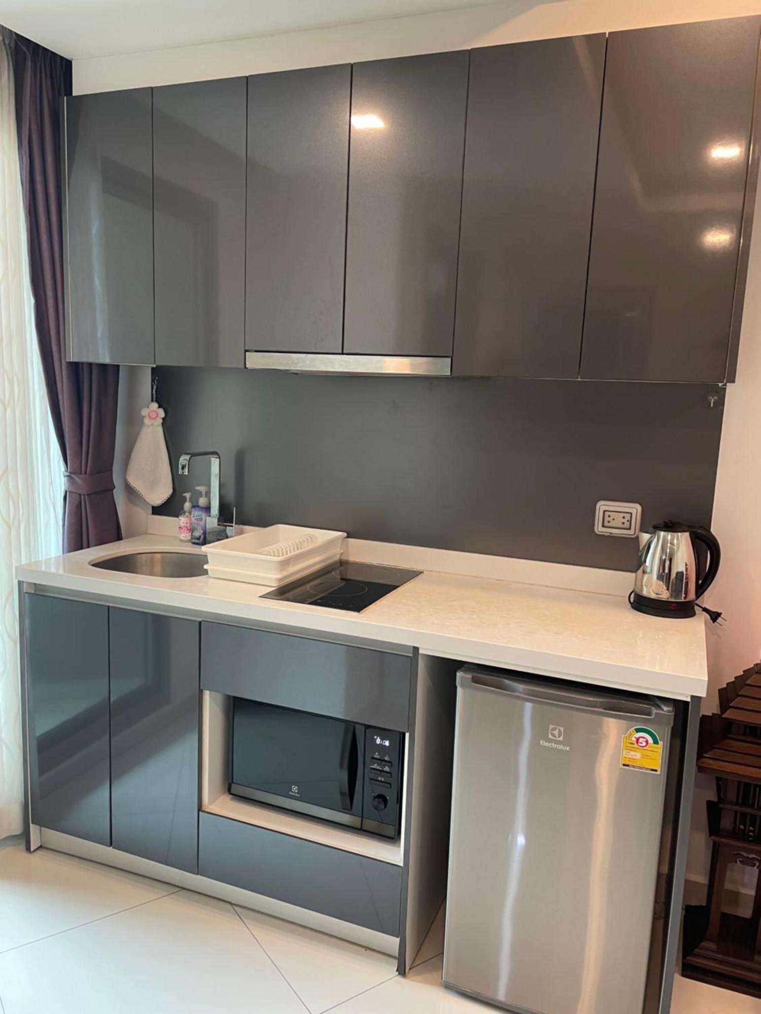 Arcadia Condo: Spacious 3-room With Entertainment & Amenities Apartment Pattaya