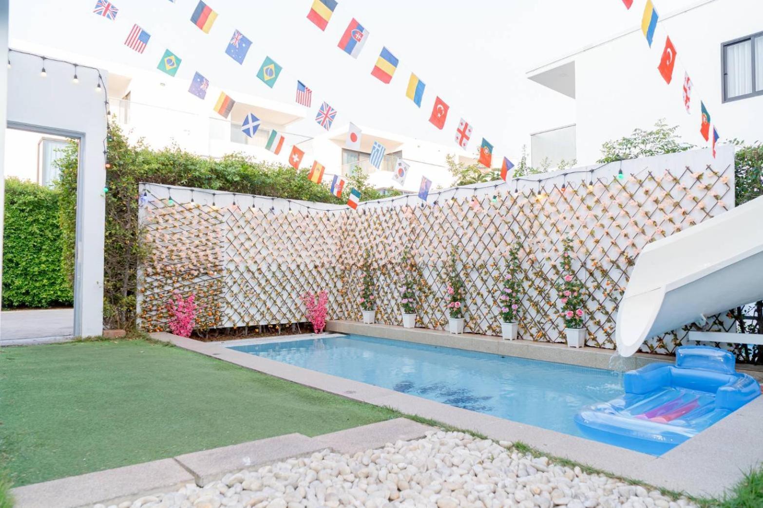Baruen Poolvilla