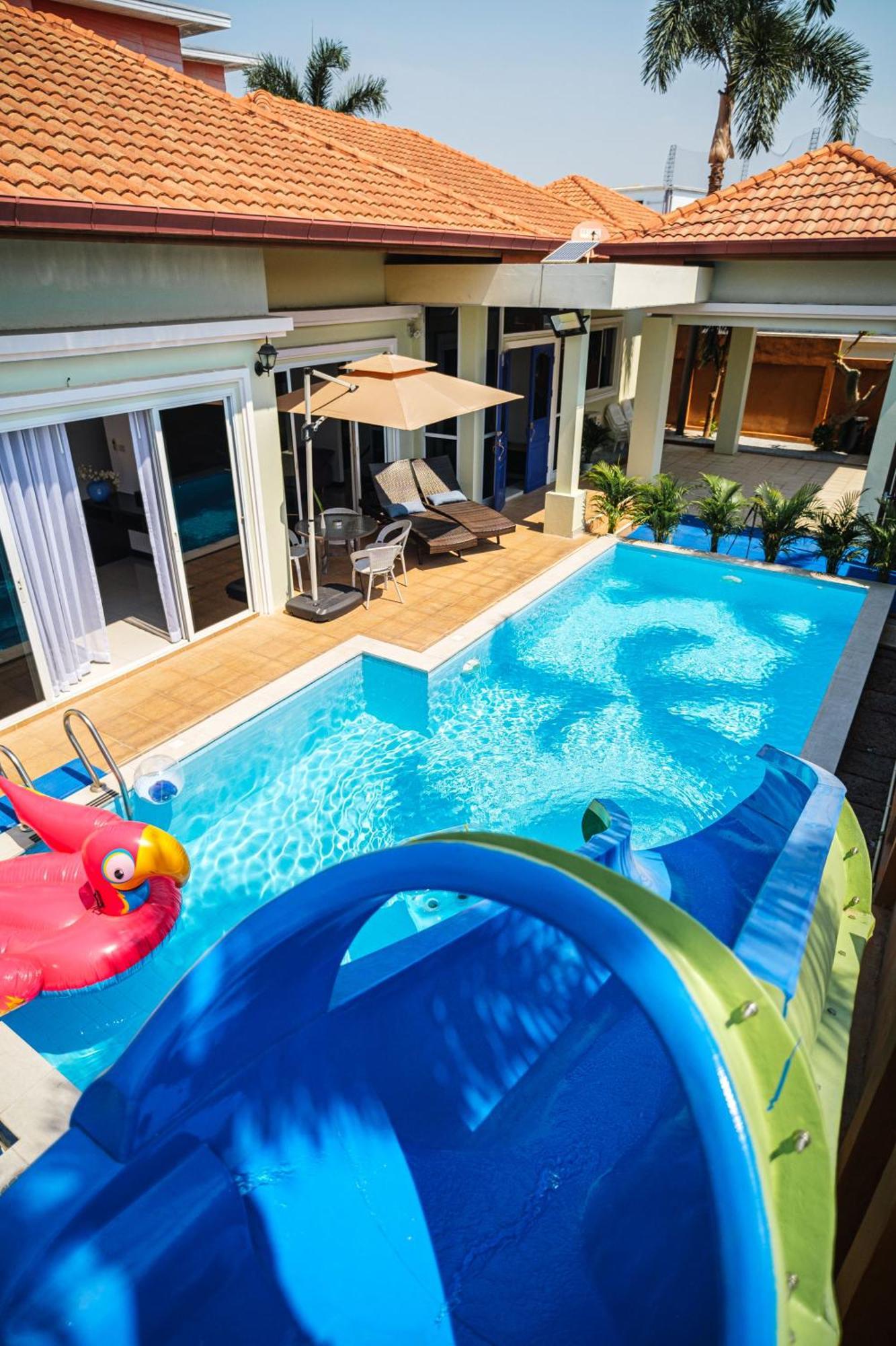 King Family Massarossa Pool Vip Vila Pattaya