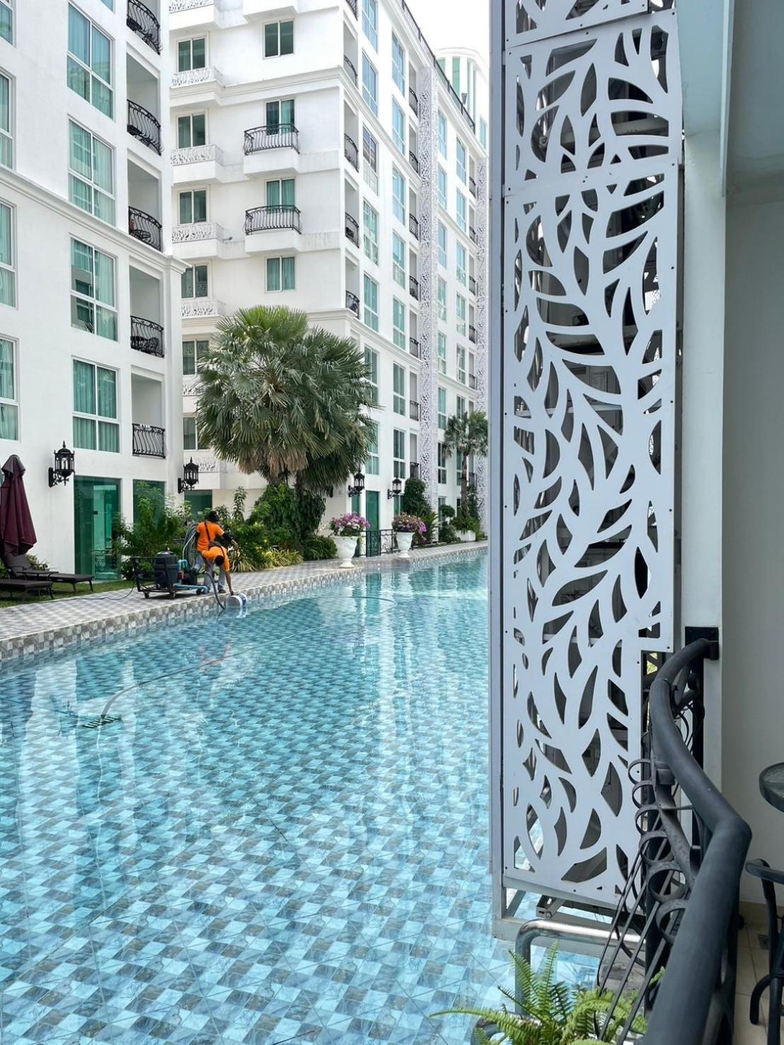 Olympus Garden, Pool Access Pattaya