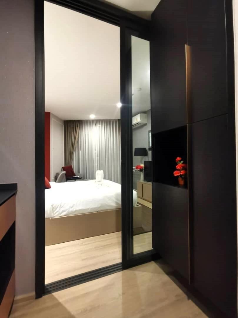 Maxhome At Edge Apartment *