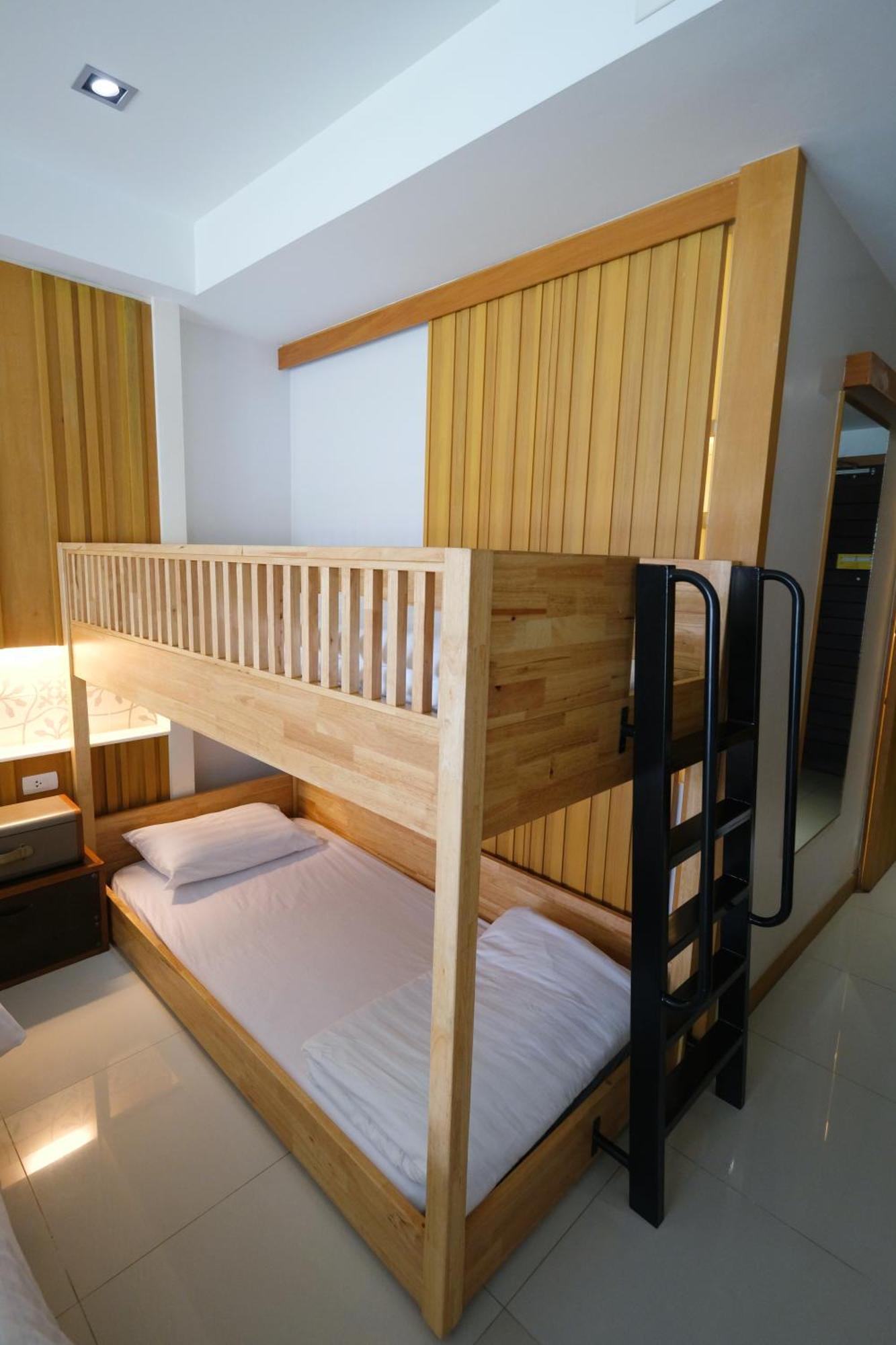 Welcome World Beachfront Hotel 4*
