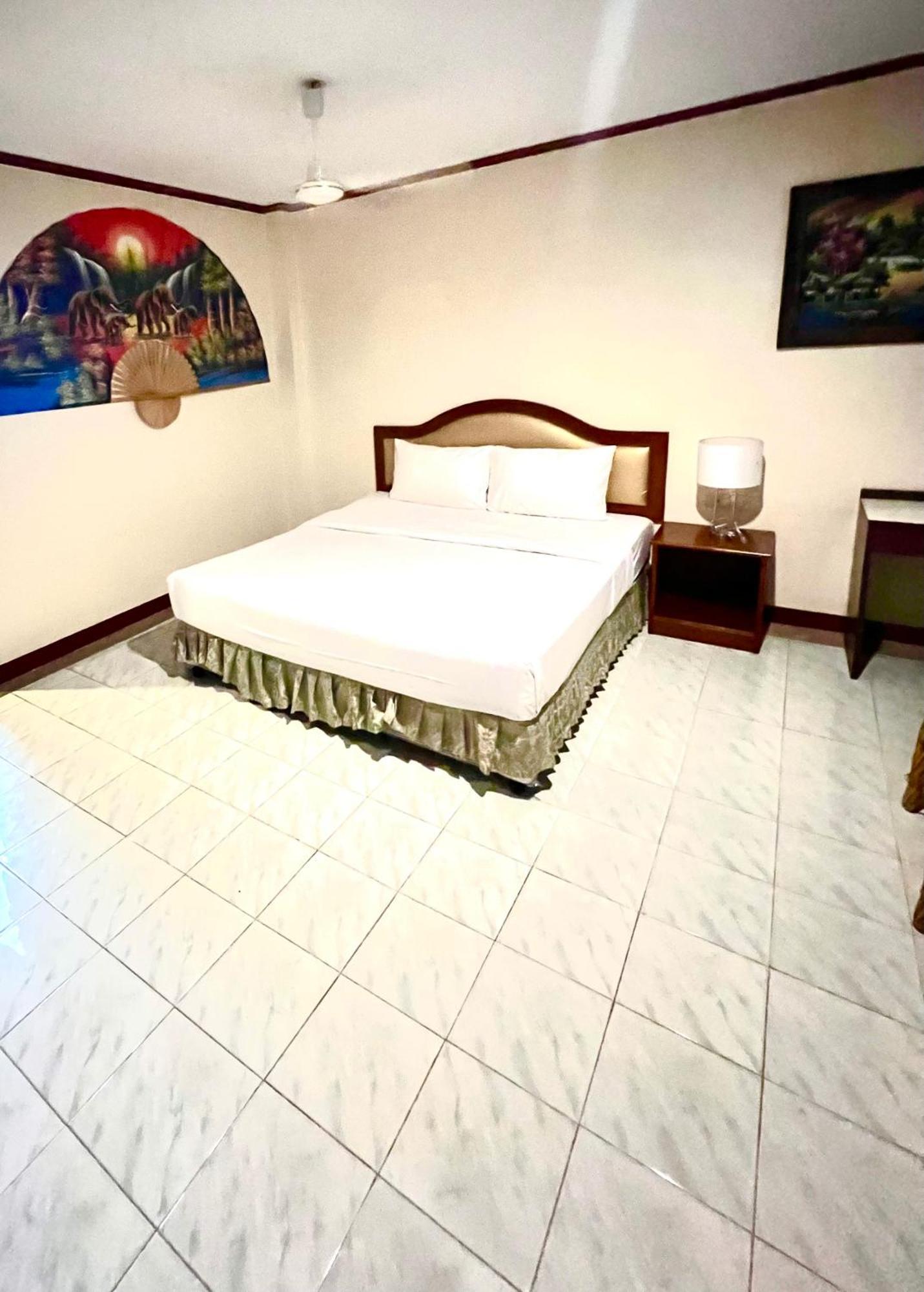 Guest house Lewiinski's *