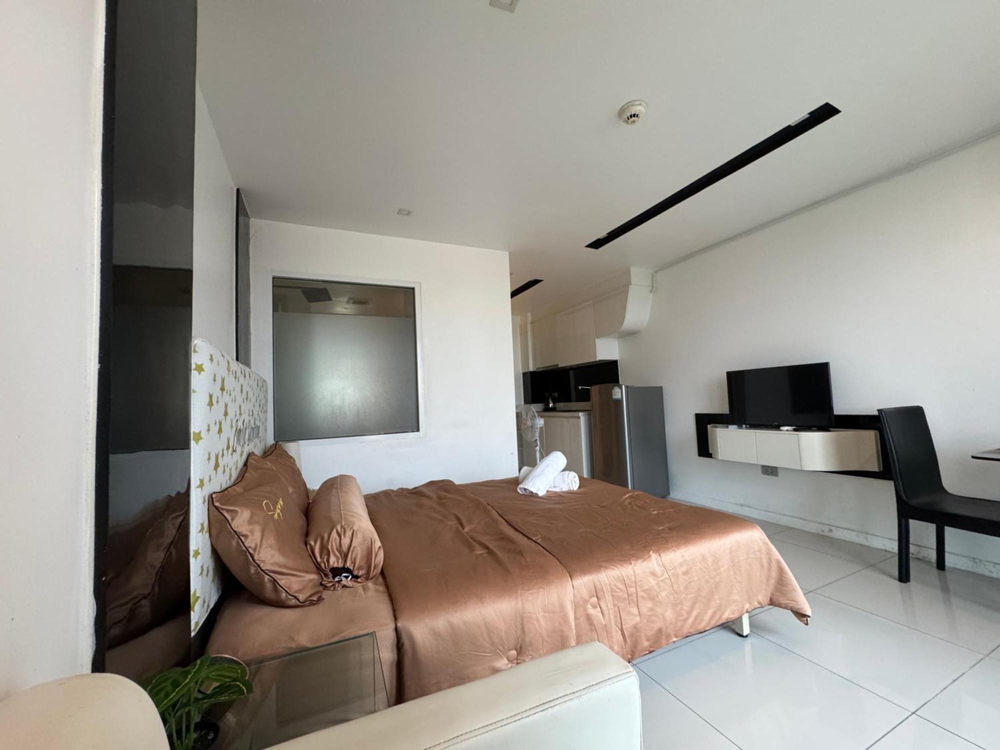 Center * Pattaya
