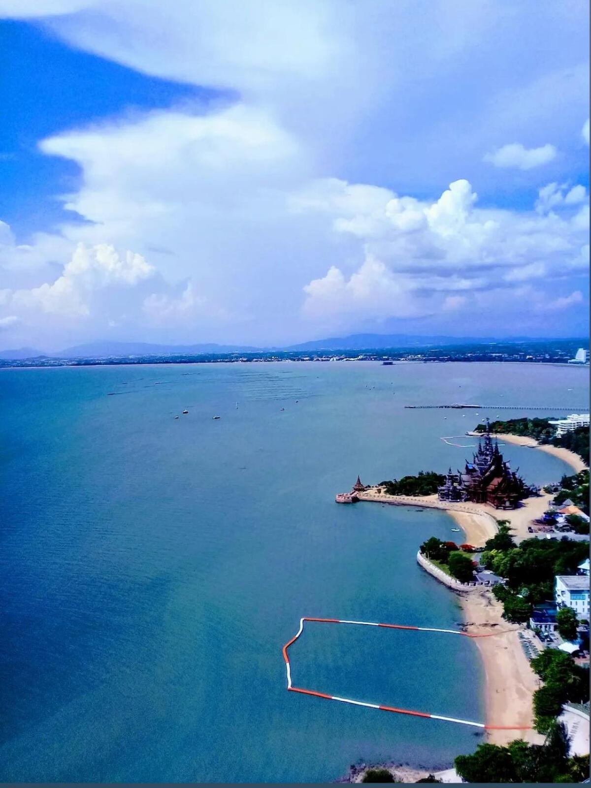 The Palm Wongamat ,world Class Luxury Seaview Condo, Private The Sanctuary Of Truth * Pattaya
